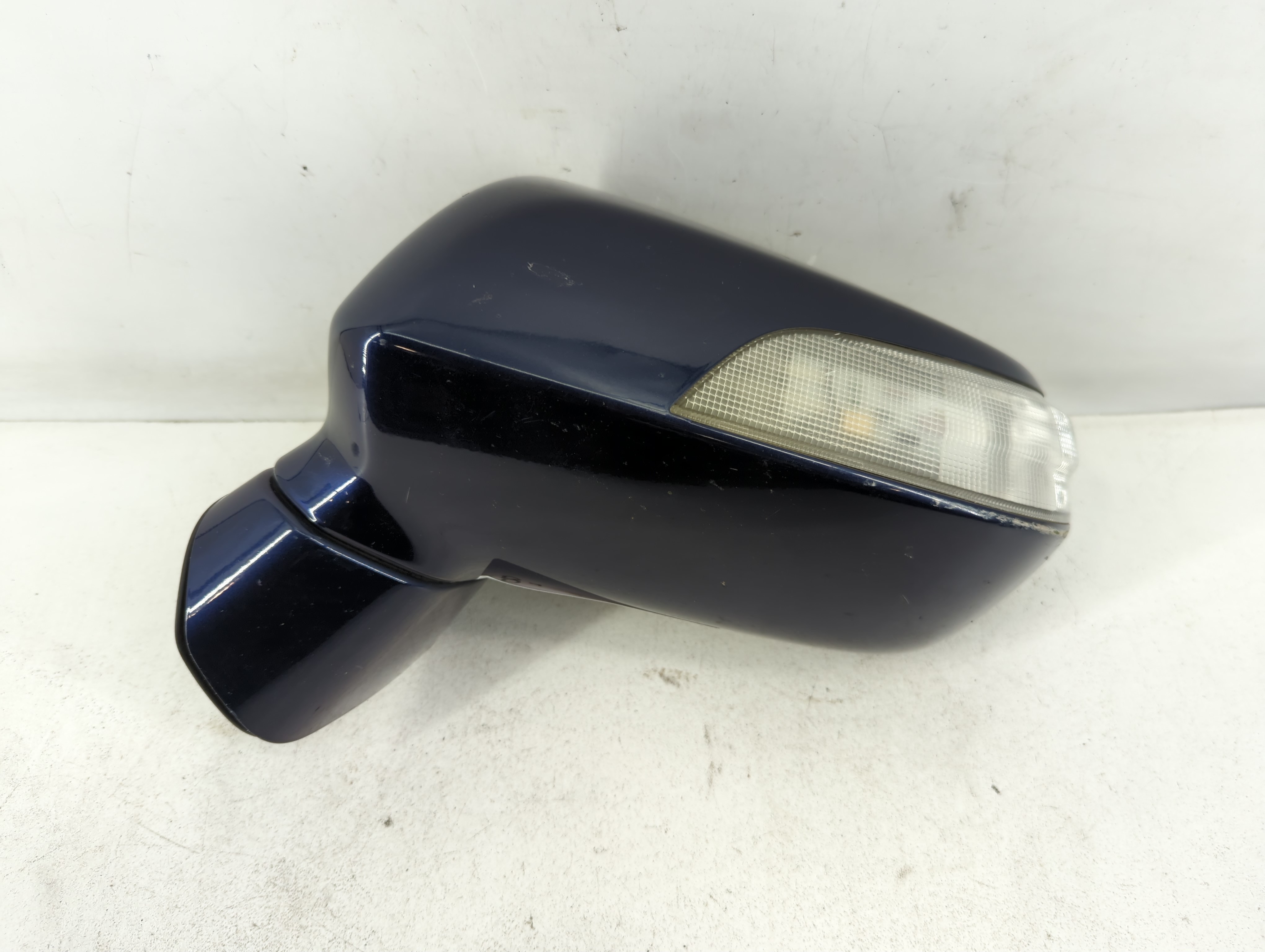 2014-2020 Infiniti Q50 Driver Left Side View Power Door Mirror Black 812225 - Oemusedautoparts1.com