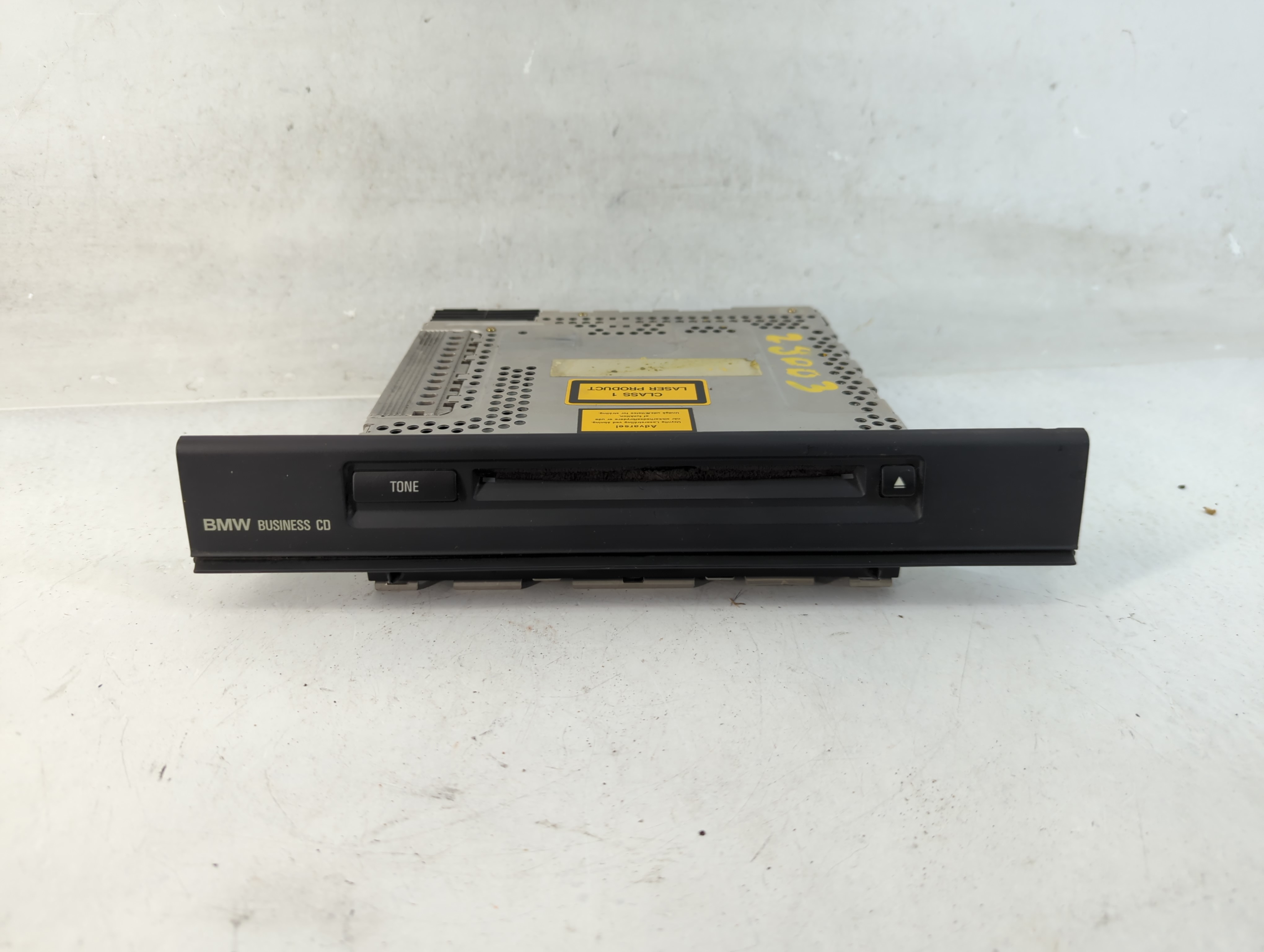 Picture of 2001 Bmw X3 CD PLAYER 812267