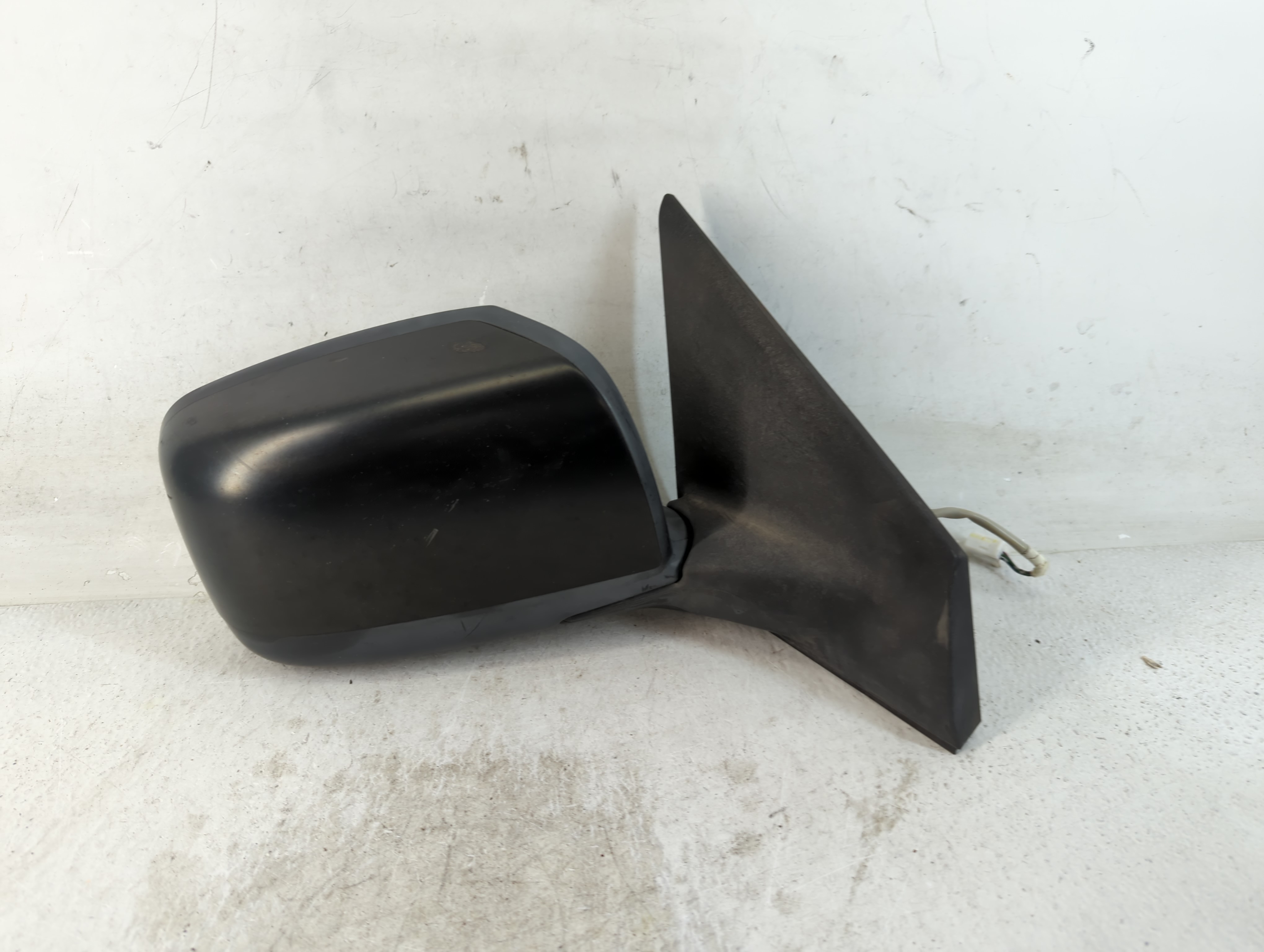 2008-2015 Nissan Rogue Passenger Right Side View Power Door Mirror Black 812286 - Oemusedautoparts1.com