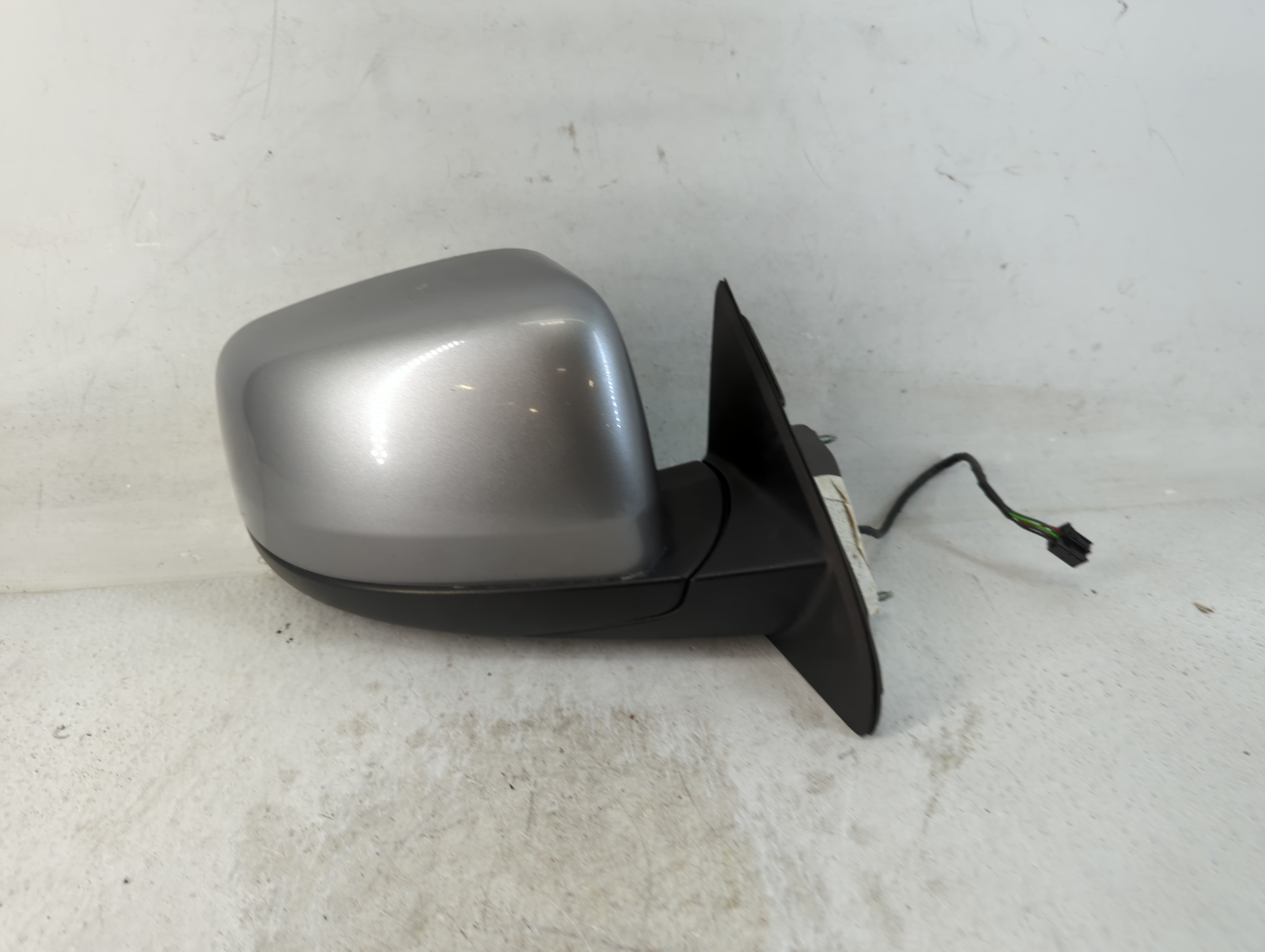 Subaru Impreza Passenger Right Side View Power Door Mirror Grey 812303 - Oemusedautoparts1.com