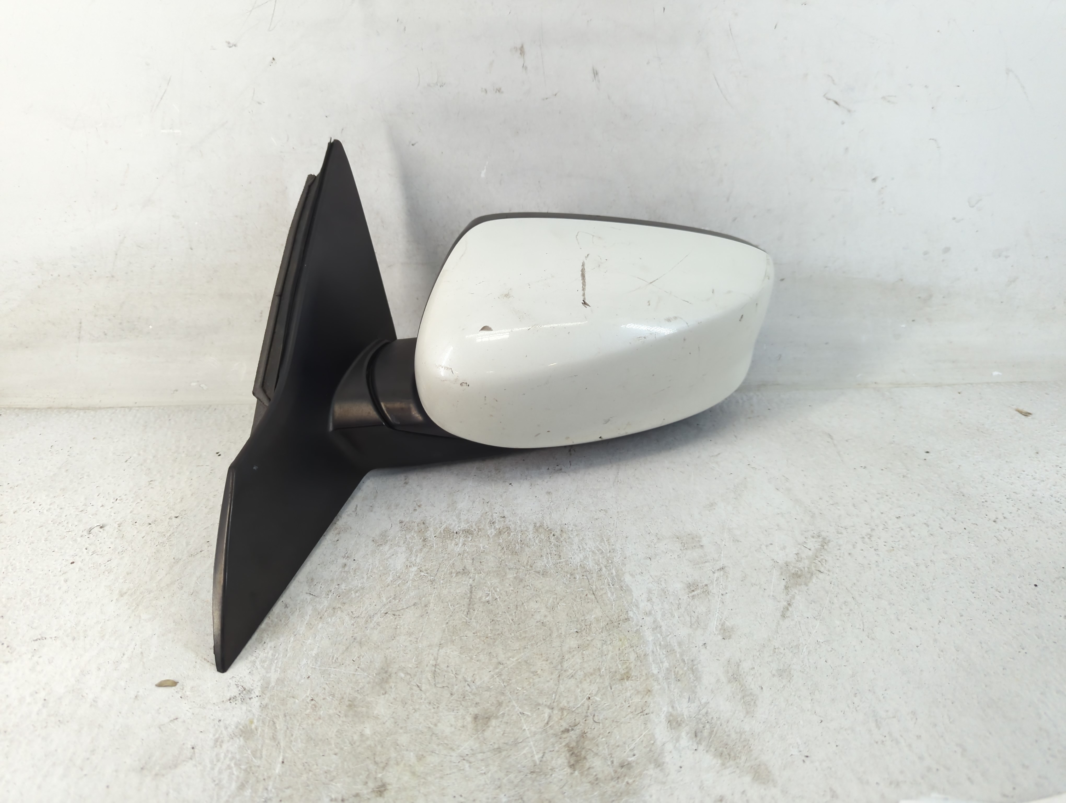 Picture of 2013-2017 Honda Accord Driver Left Side View Power Door Mirror White 812376