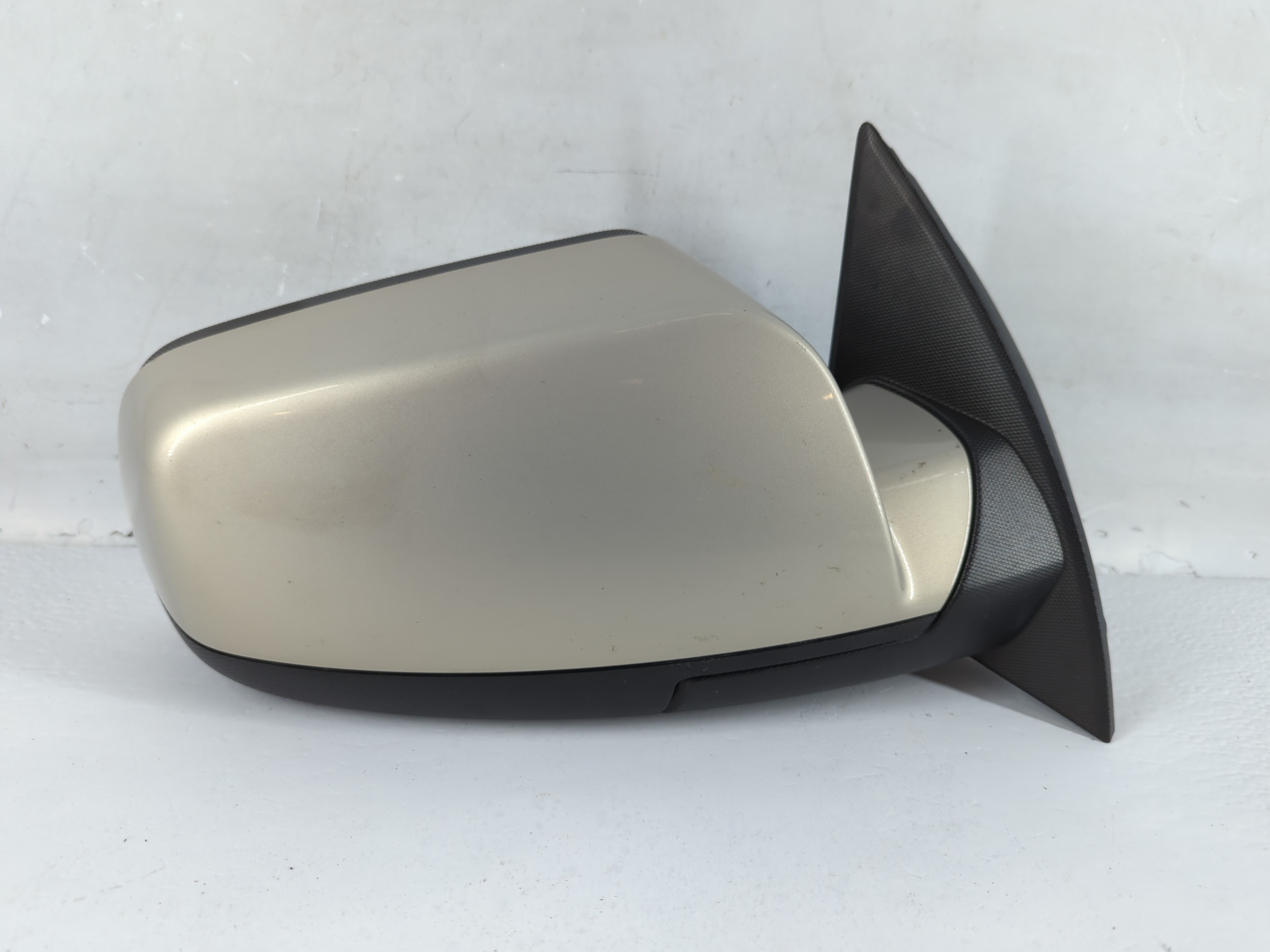 2010-2011 Chevrolet Equinox Passenger Right Side View Power Door Mirror 812452 - Oemusedautoparts1.com