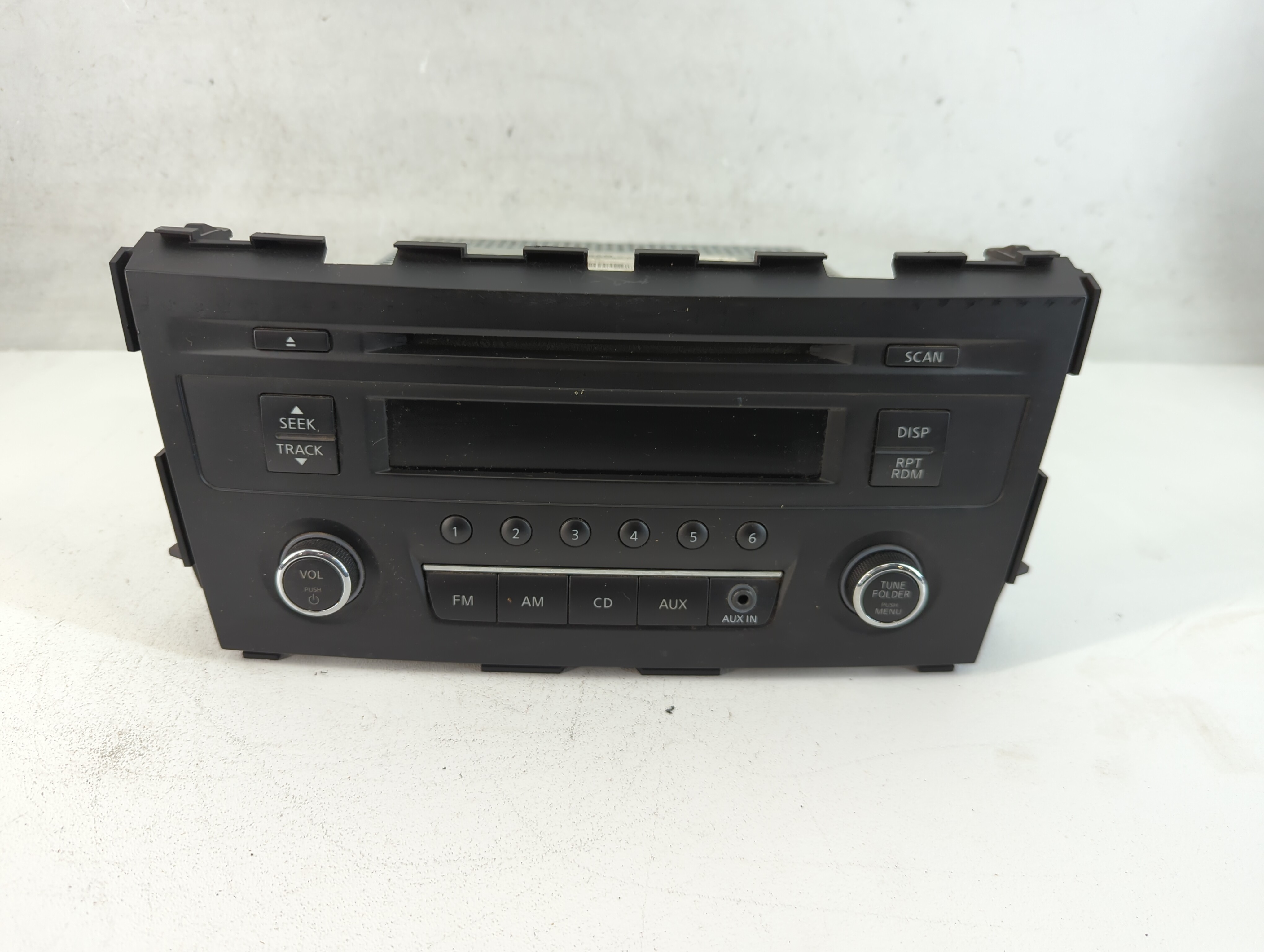 2016-2017 Nissan Altima Am Fm Cd Player Radio Receiver 812478 - Oemusedautoparts1.com