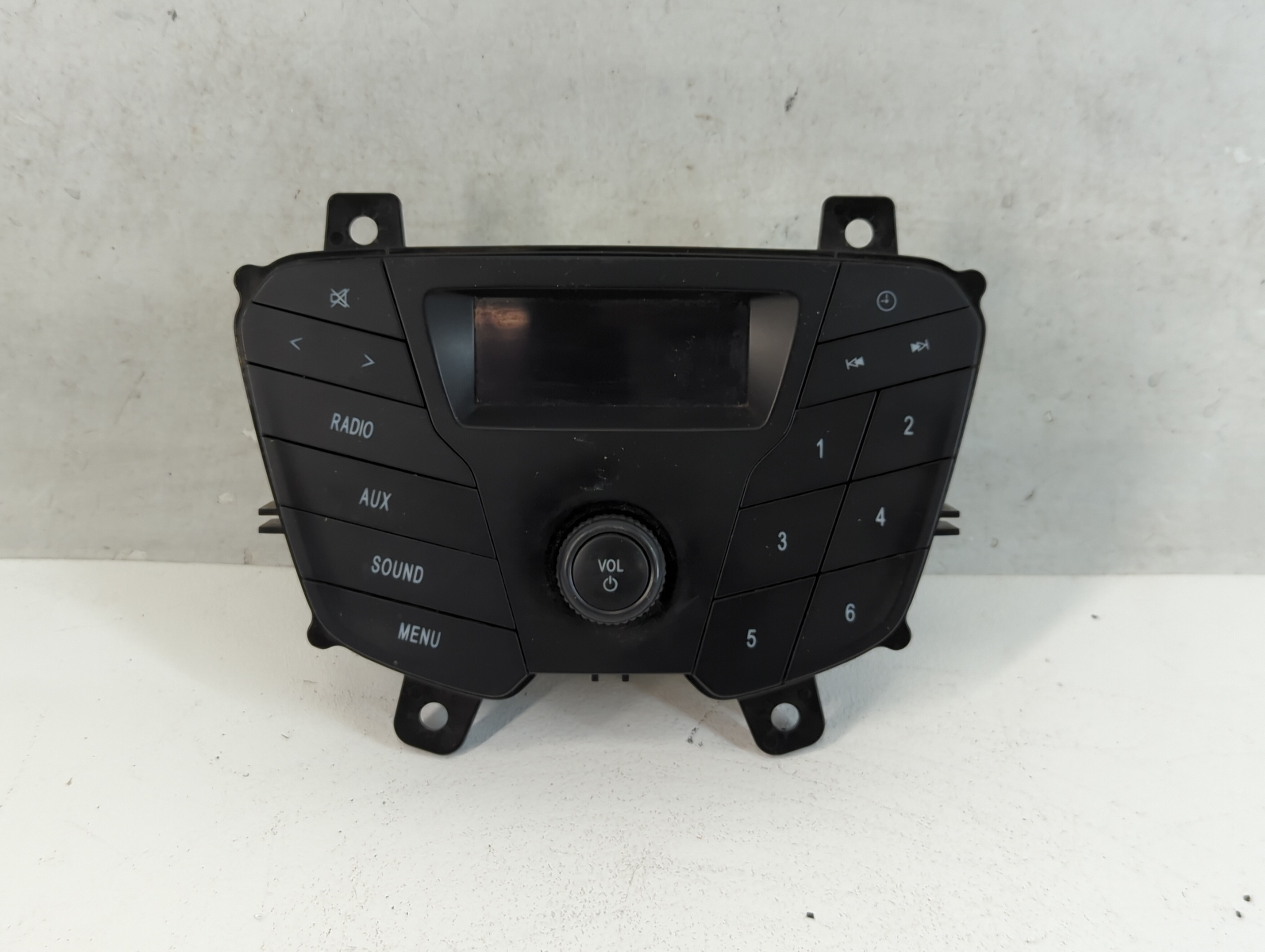 2016-2019 Ford Transit-150 Am Fm Cd Player Radio Receiver 813027 - Oemusedautoparts1.com