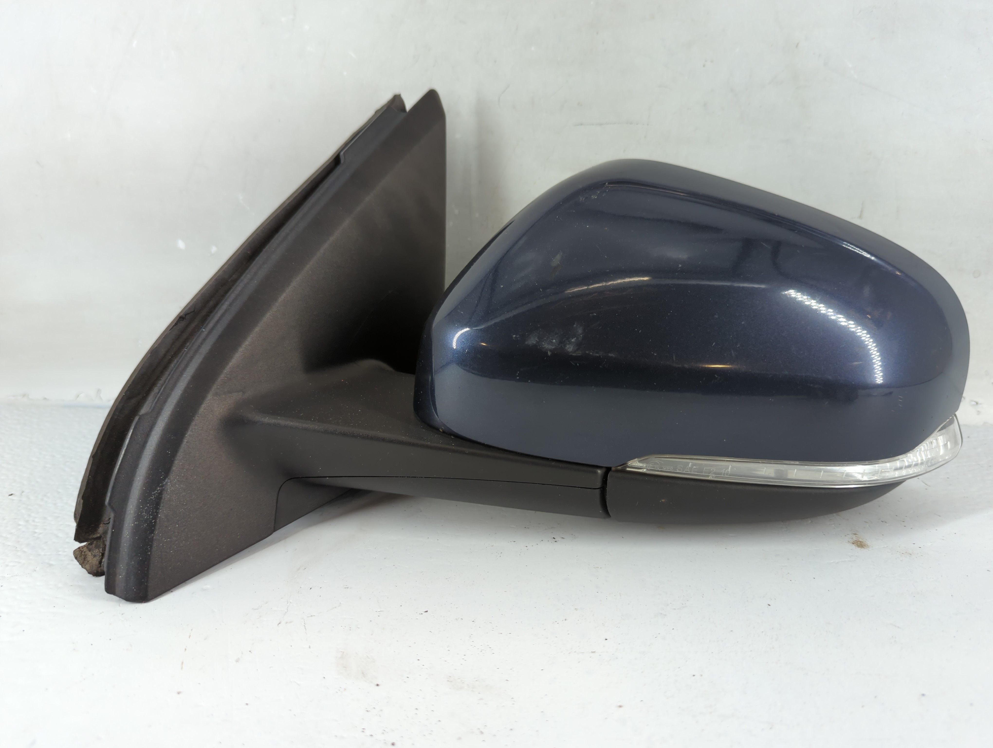 2013-2018 Volvo V60 Driver Left Side View Power Door Mirror Blue 813041 - Oemusedautoparts1.com