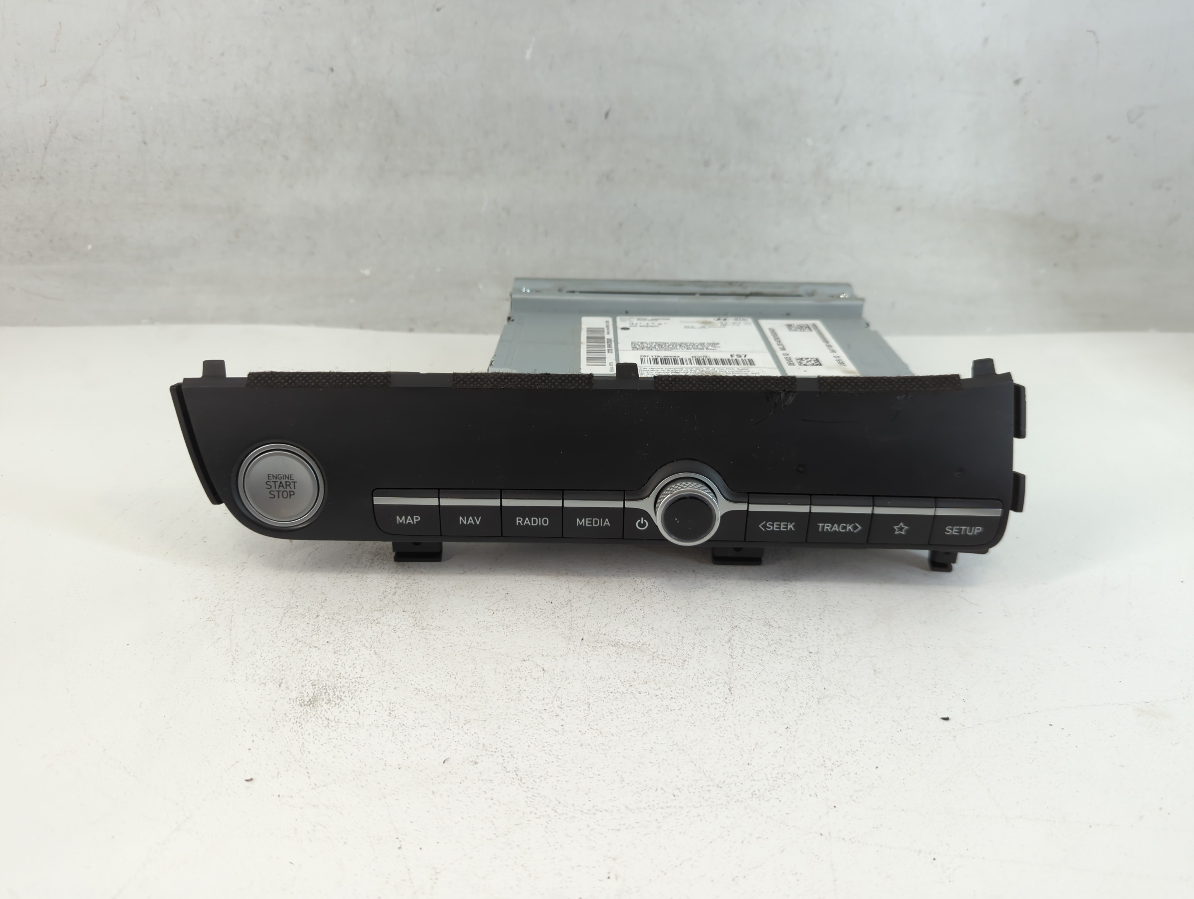 2021-2022 Hyundai Elantra Am Fm Cd Player Radio Receiver 813050 - Oemusedautoparts1.com