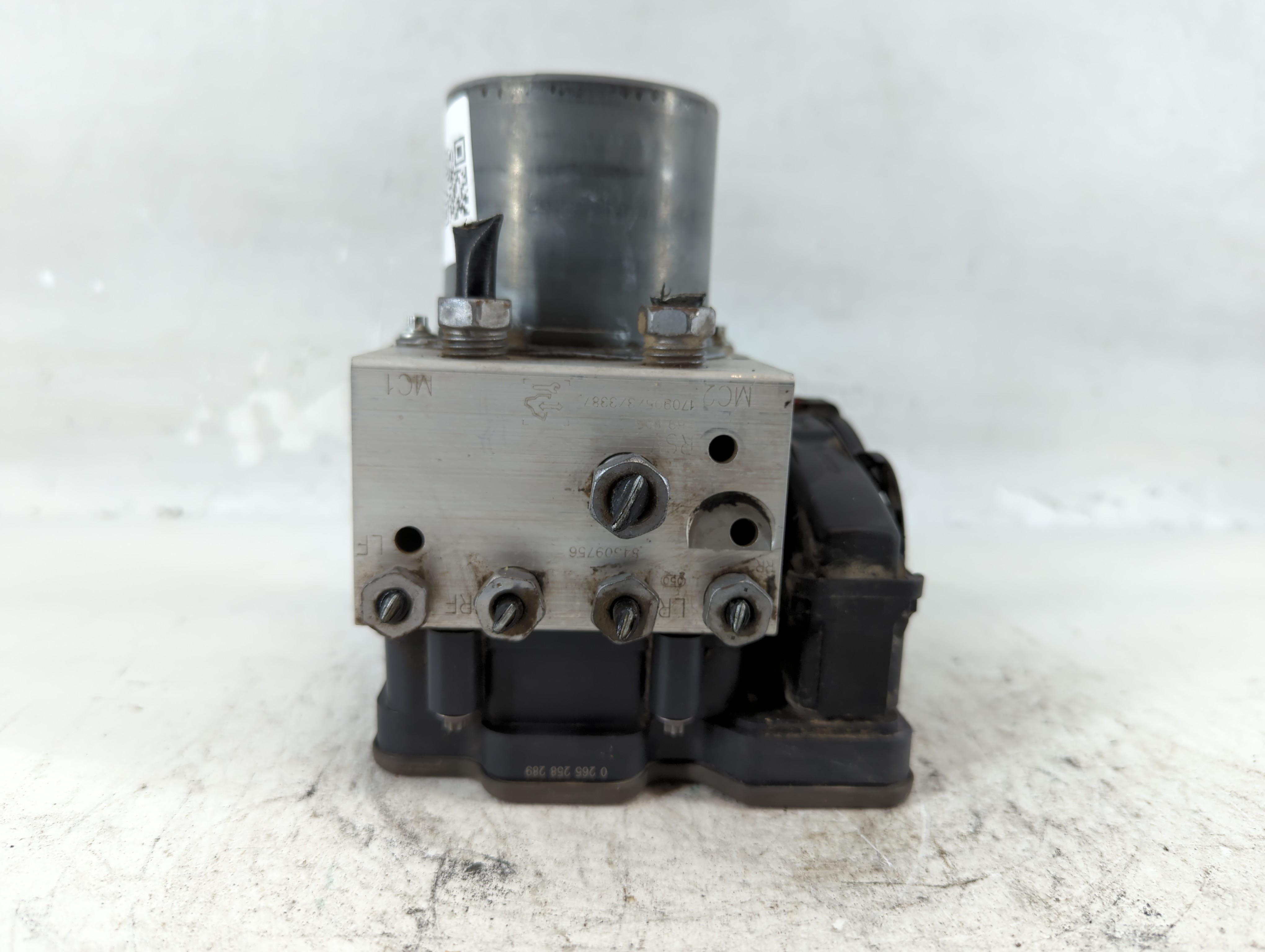 2018-2018 Chevrolet Volt Abs Pump Control Module 813081 - Oemusedautoparts1.com