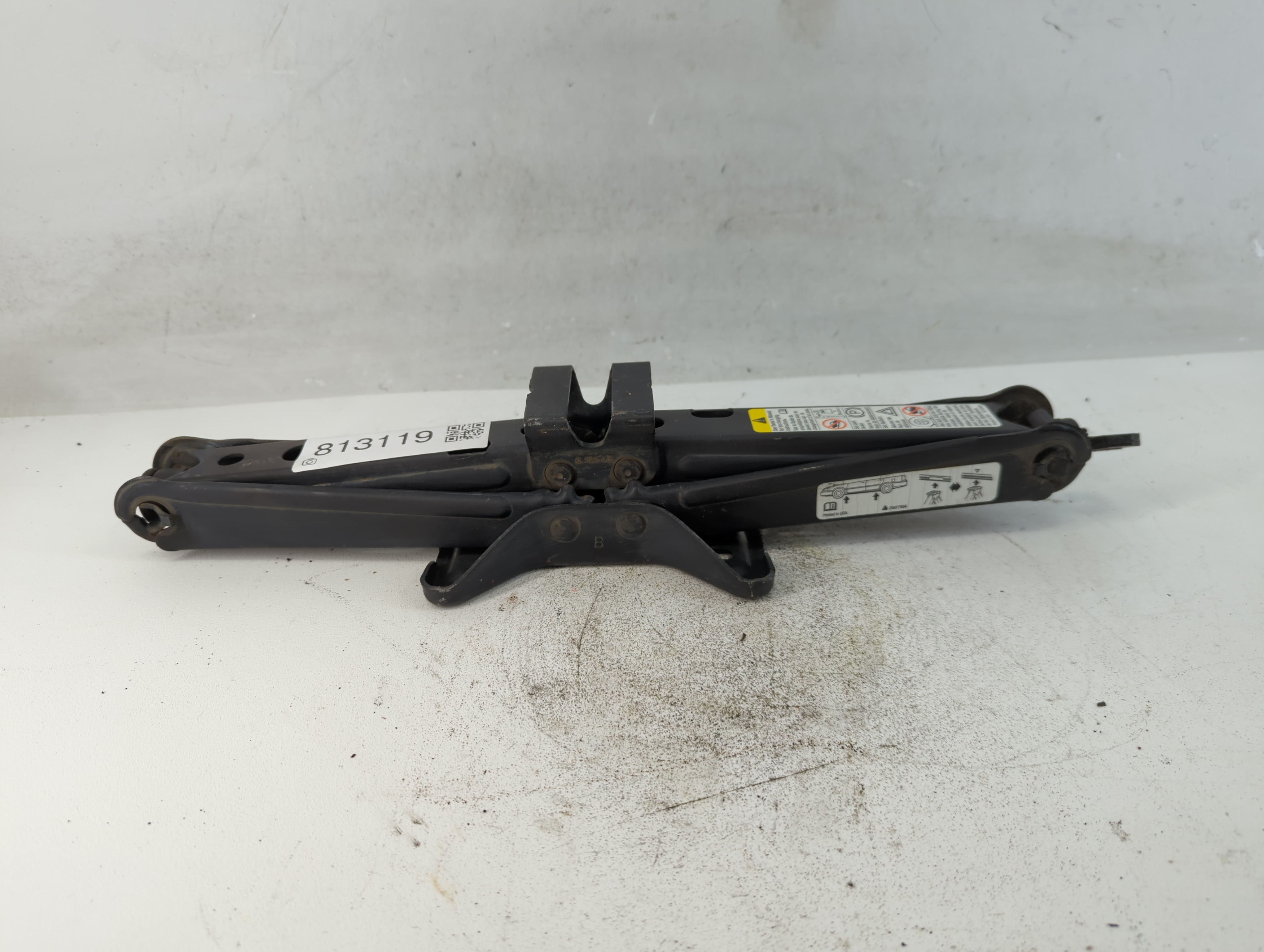 Picture of 2012 Gmc Terrain Spare Scissor Car Jack 813119