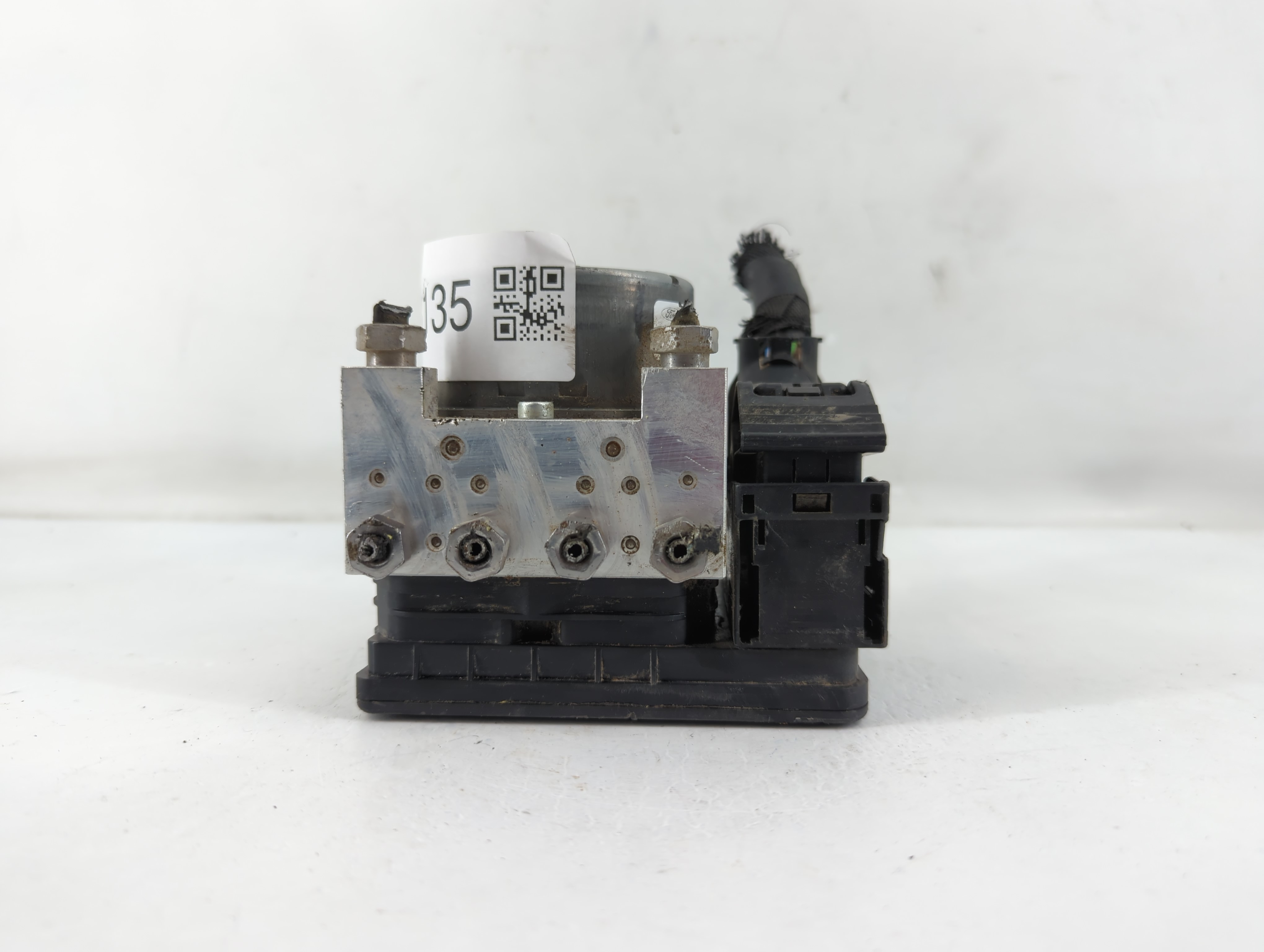 2015-2015 Lincoln Mkc Abs Pump Control Module 813135 - Oemusedautoparts1.com