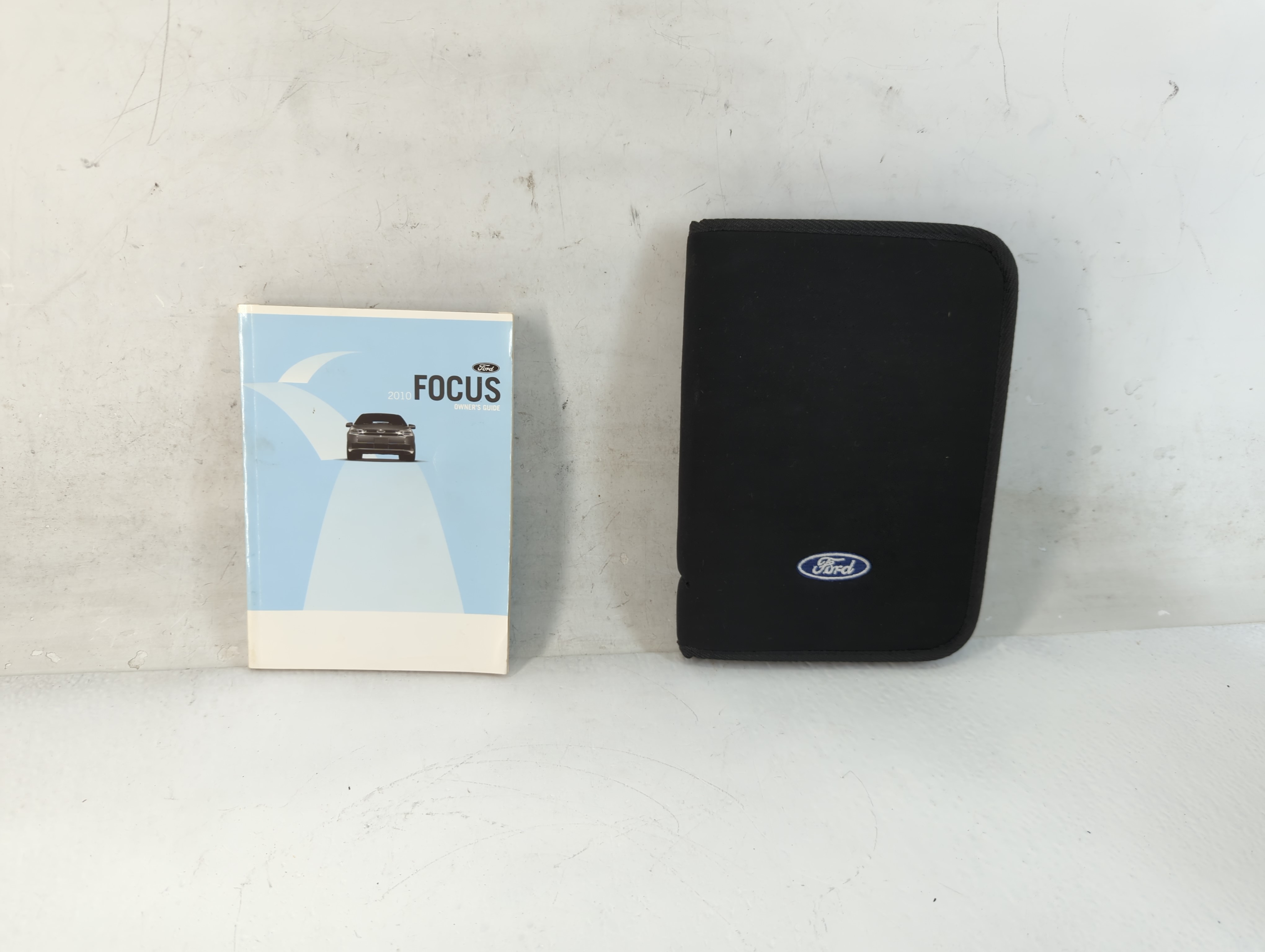2010 Ford Focus Owners Manual Book Guide 813160 - Oemusedautoparts1.com