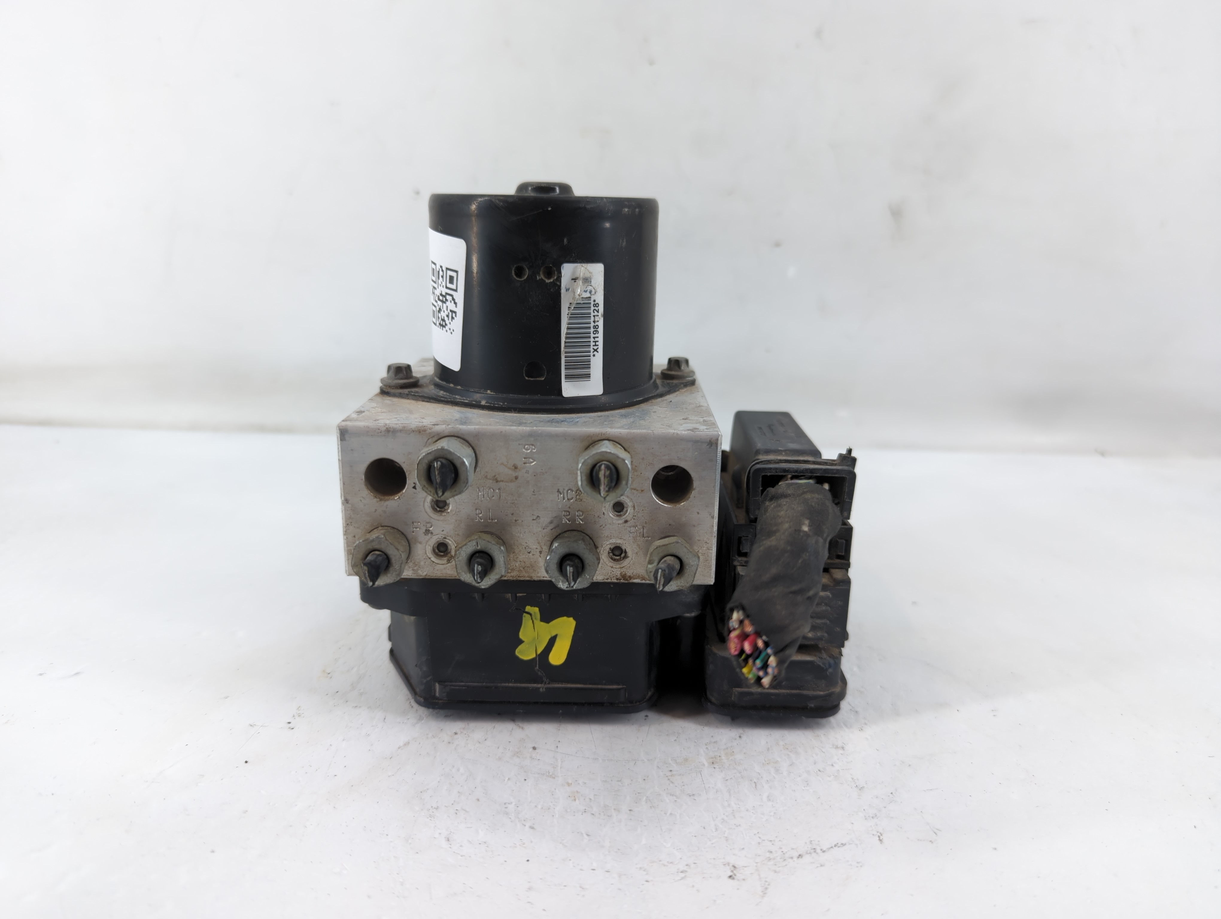 2013-2016 Chevrolet Malibu Abs Pump Control Module 813233 - Oemusedautoparts1.com