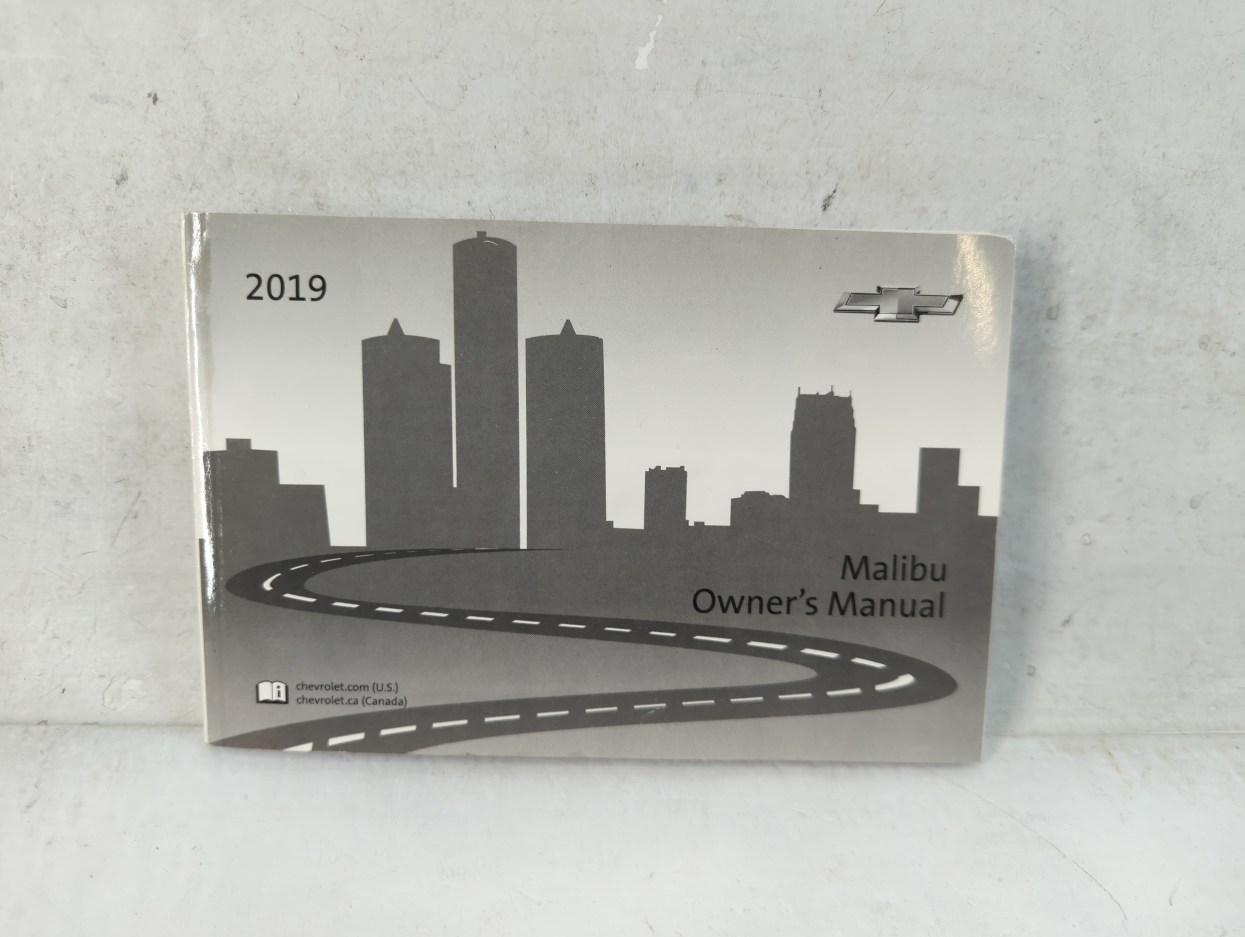 2019 Chevrolet Malibu Owners Manual Book Guide 813274 - Oemusedautoparts1.com