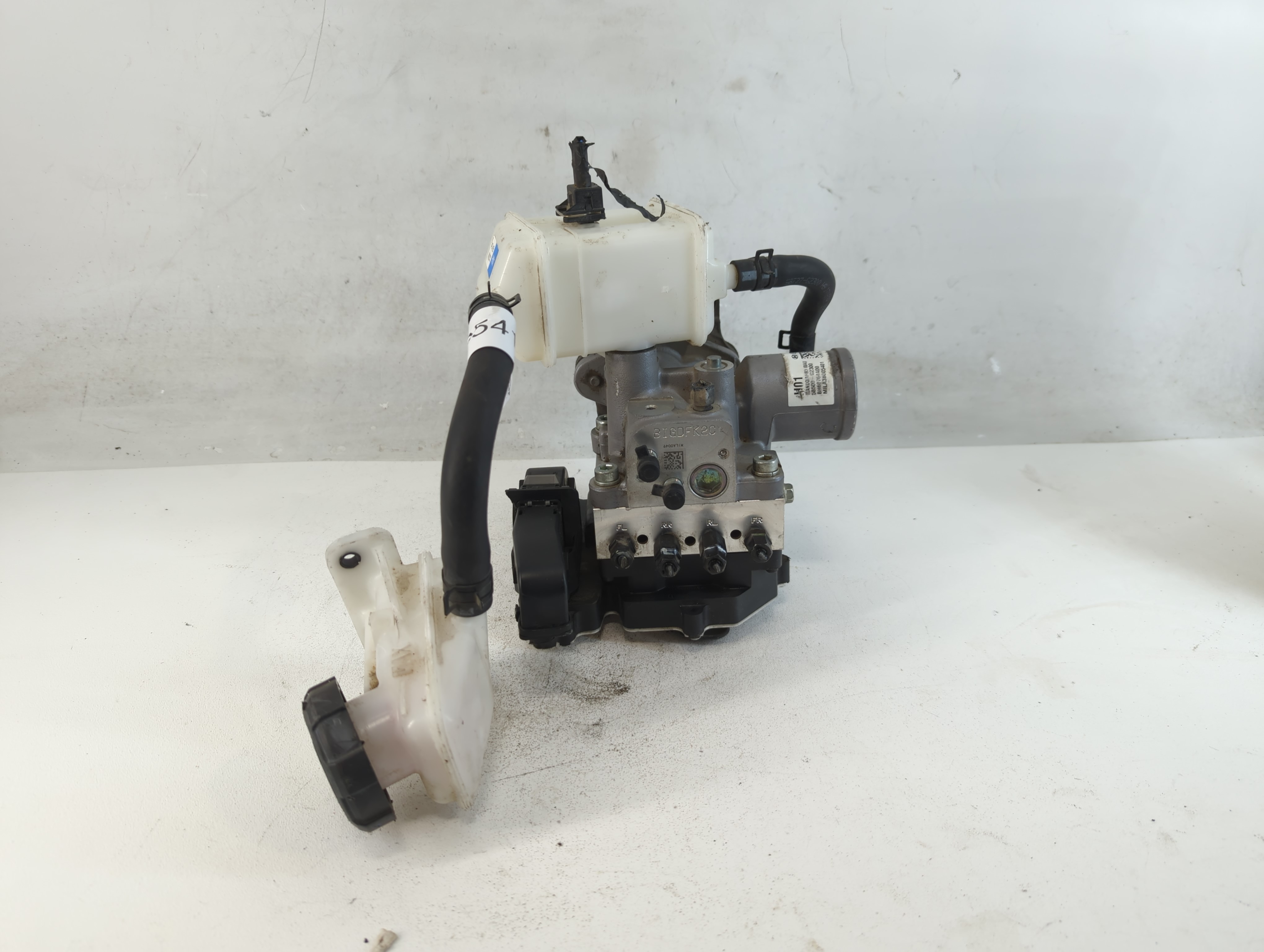 2017-2020 Hyundai Ioniq Abs Pump Control Module 813541 - Oemusedautoparts1.com