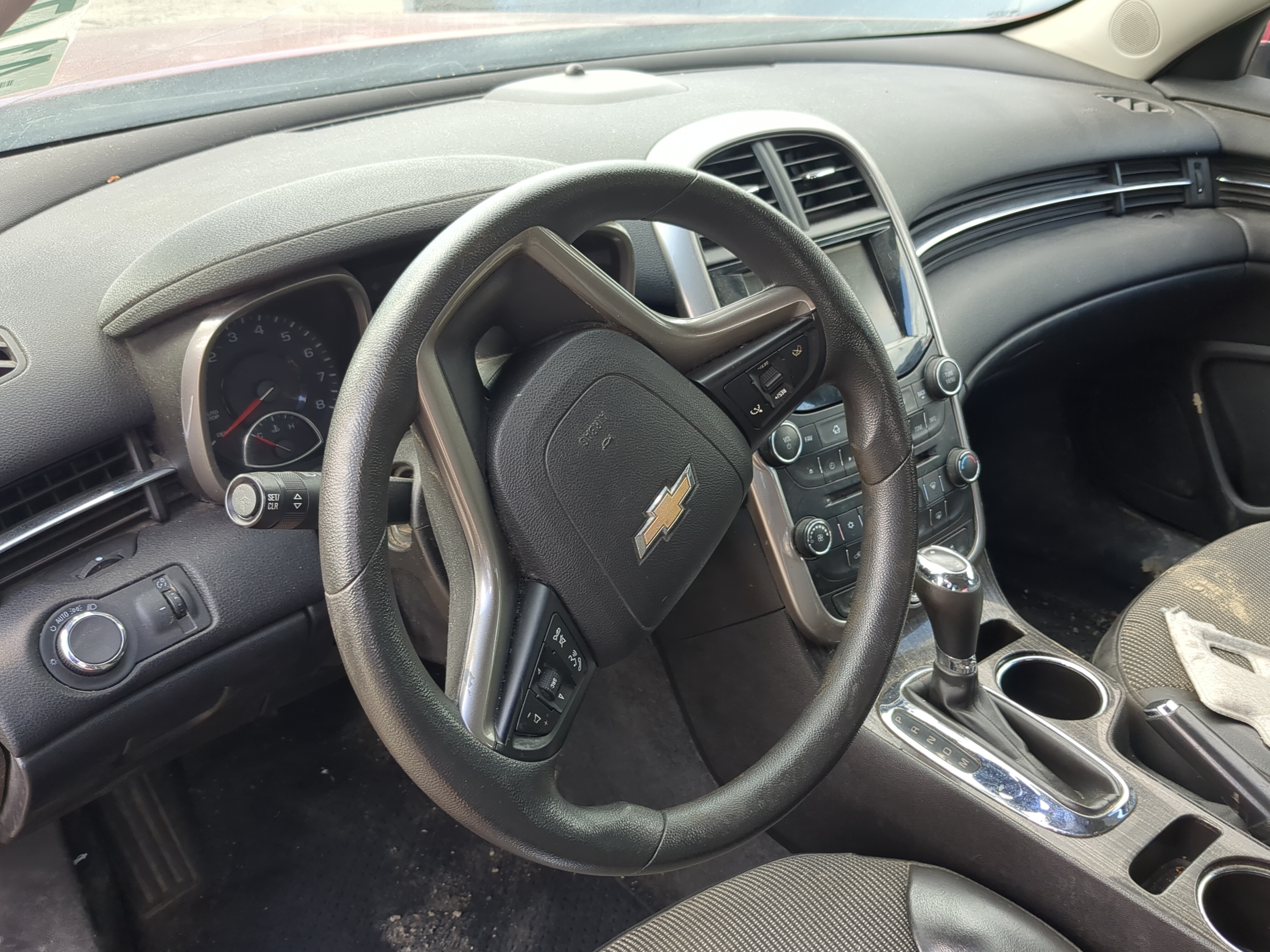 2013-2016 Chevrolet Malibu Air Bag Driver Left Steering Wheel Mounted 813557 - Oemusedautoparts1.com