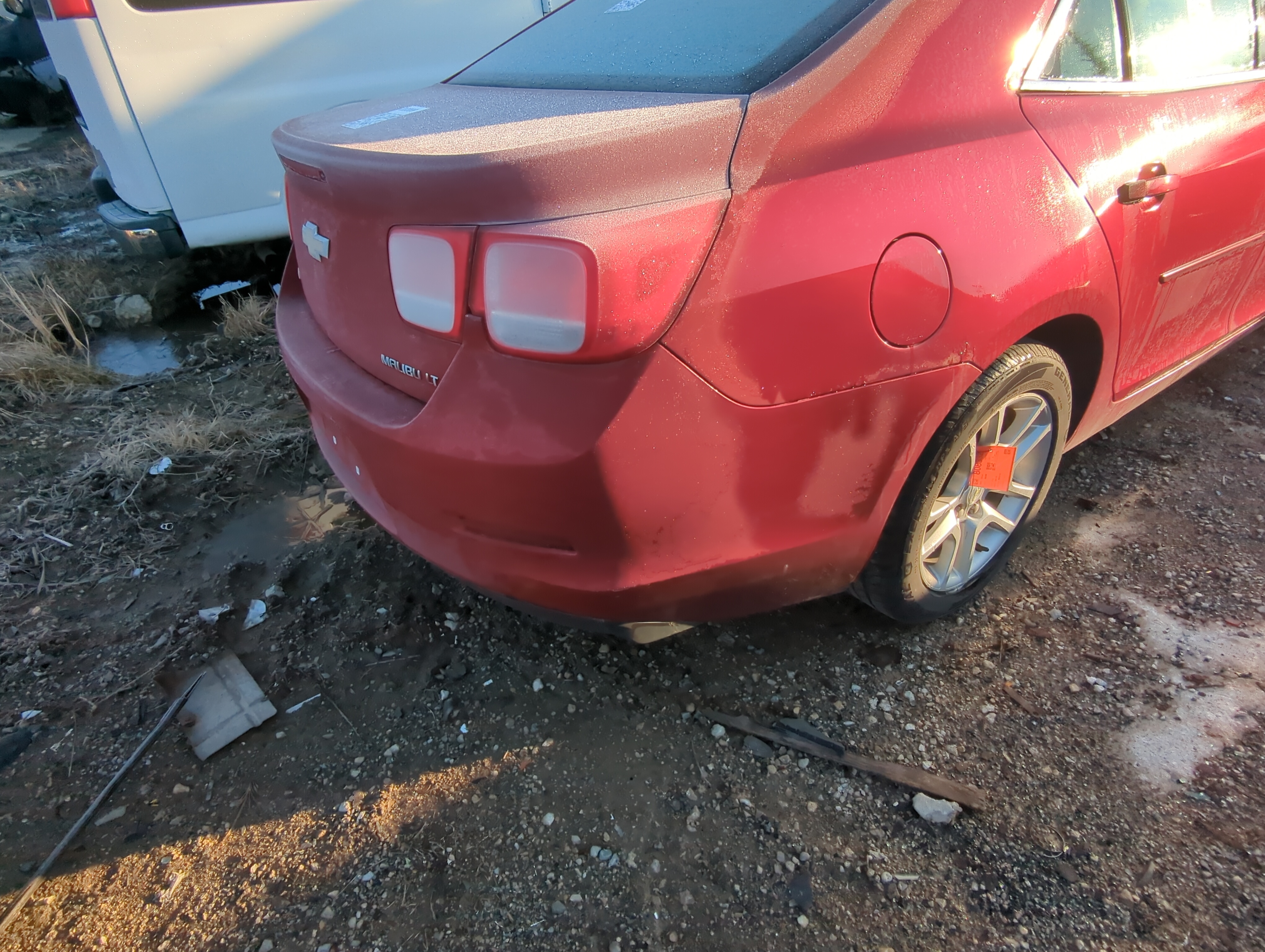 2013-2016 Chevrolet Malibu Rear Bumper Assembly Oem 813604 - Oemusedautoparts1.com