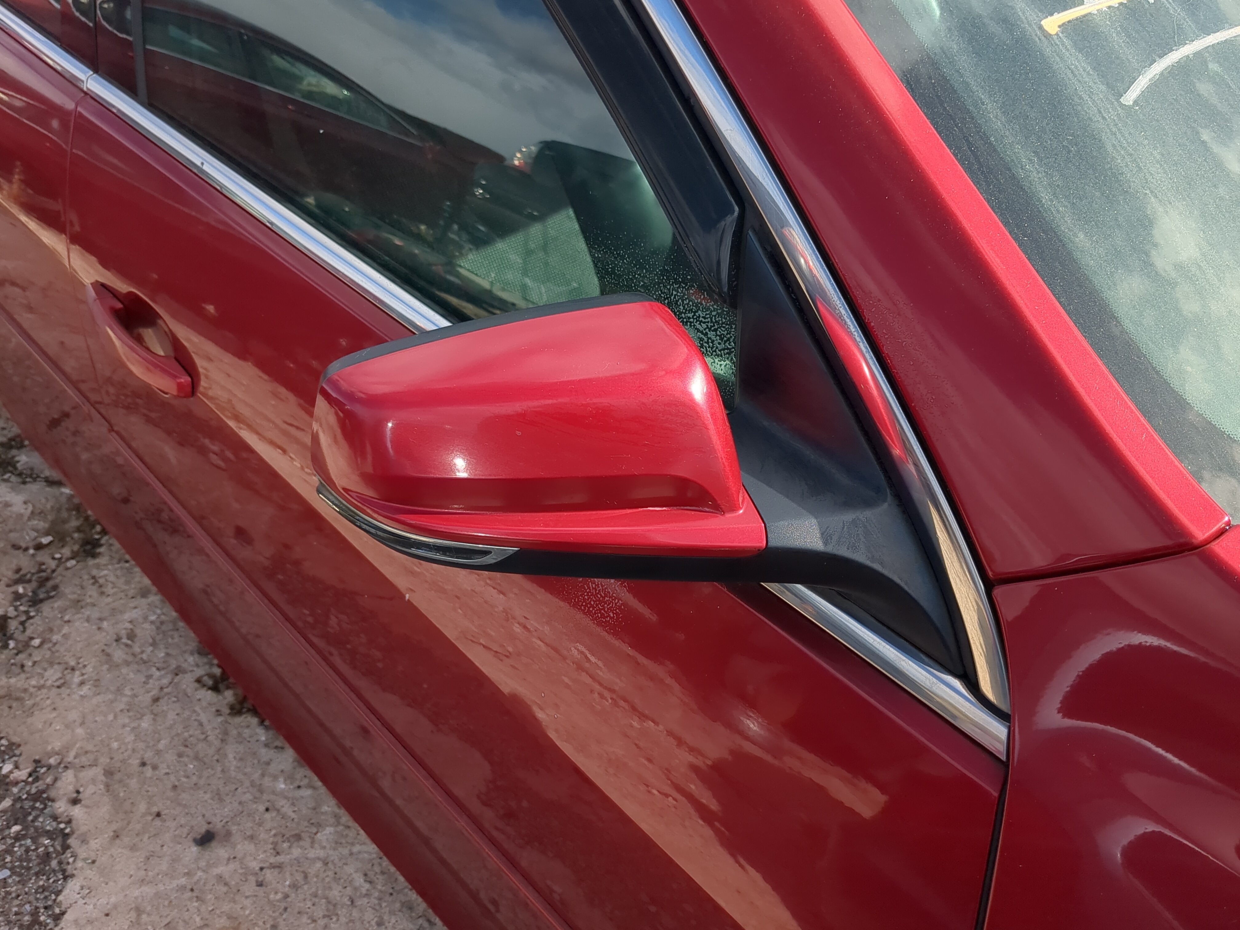 2014-2016 Chevrolet Malibu Passenger Right Side View Power Door Mirror 813654 - Oemusedautoparts1.com