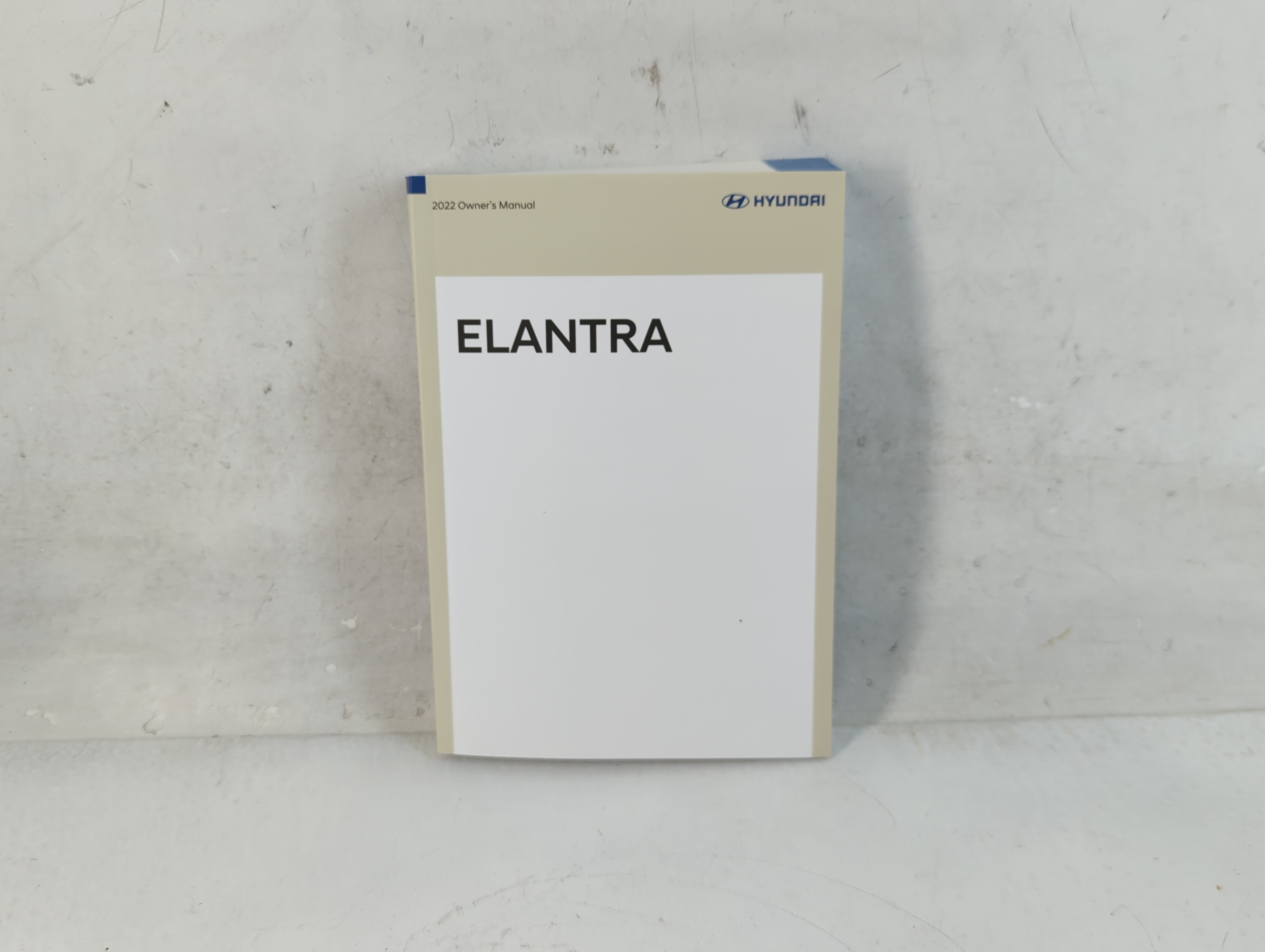 2022 Hyundai Elantra Owners Manual Book Guide 813897 - Oemusedautoparts1.com