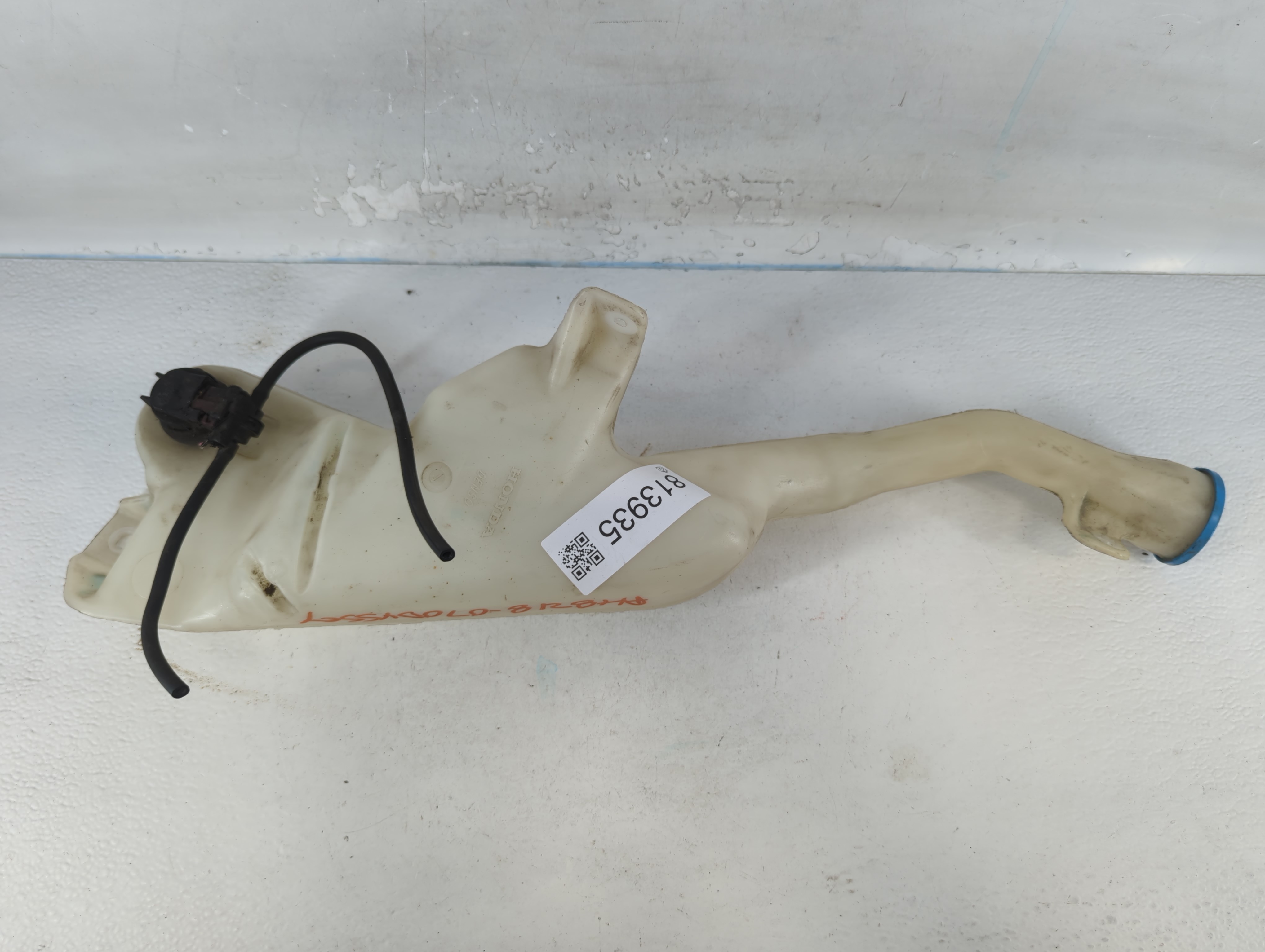2005-2010 Honda Odyssey Windshield Washer Fluid Reservoir Bottle Oem 813935 - Oemusedautoparts1.com
