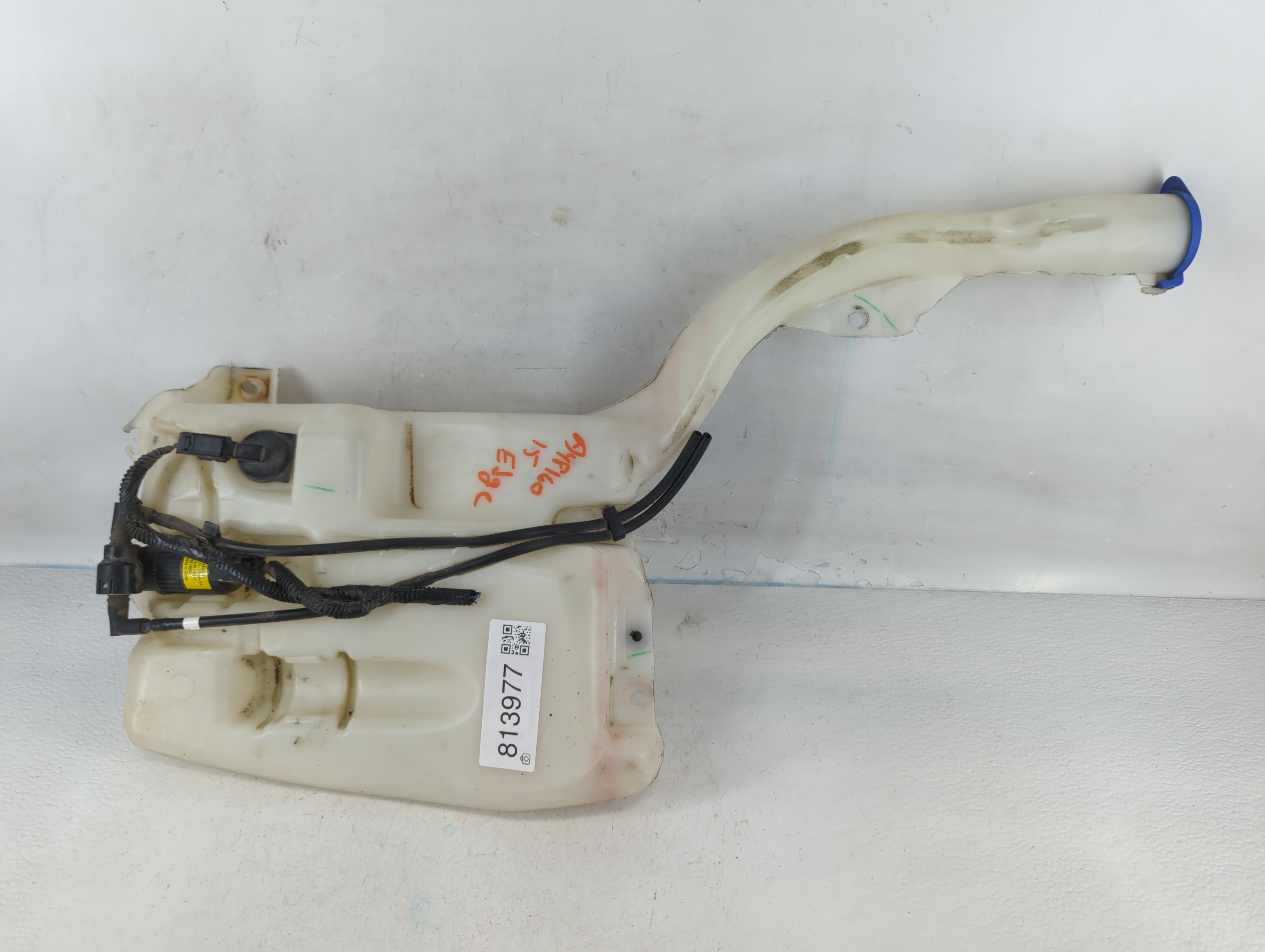 2015-2015 Ford Edge Windshield Washer Fluid Reservoir Bottle Oem 813977 - Oemusedautoparts1.com