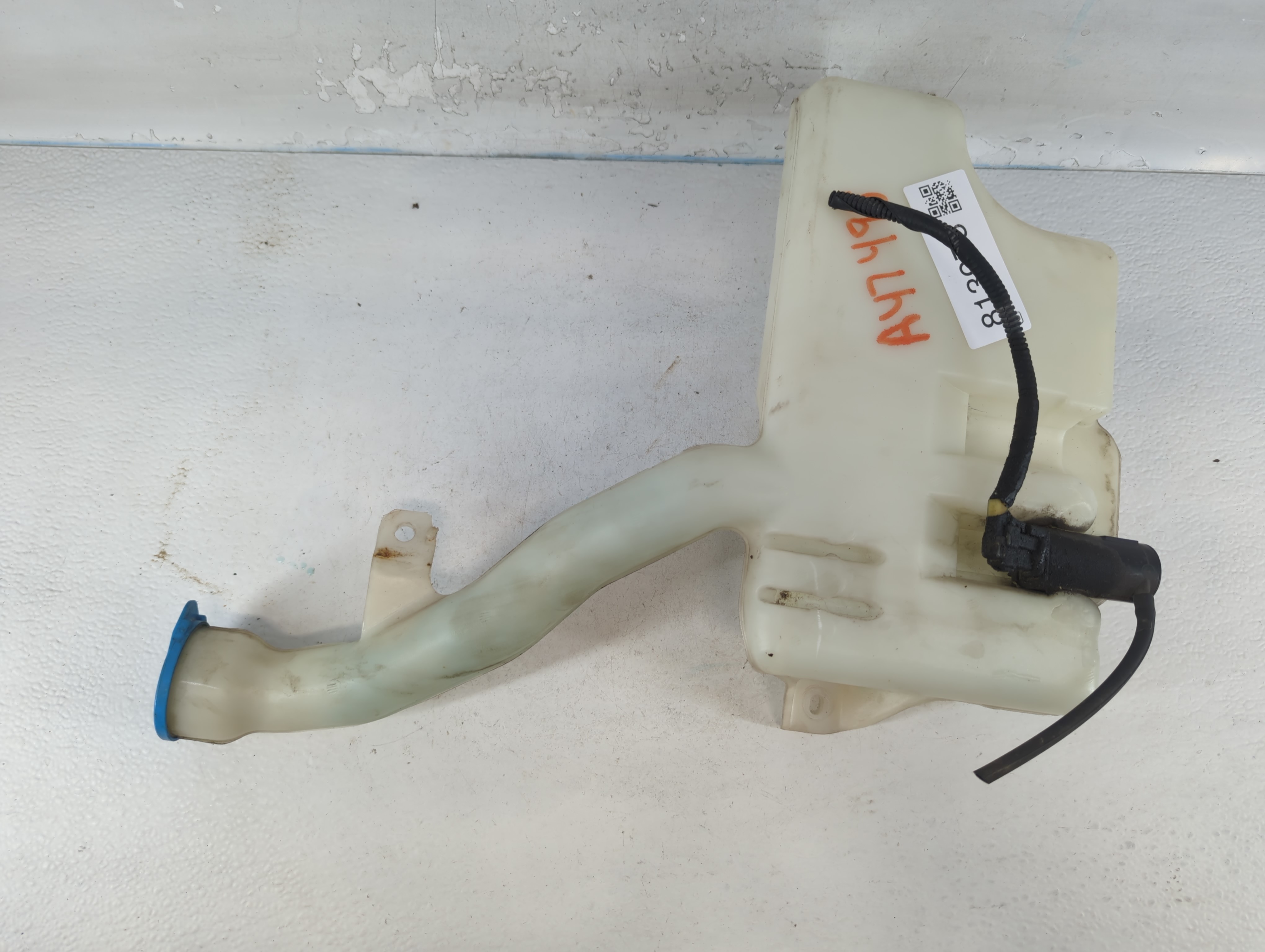 2004-2008 Acura Tl Windshield Washer Fluid Reservoir Bottle Oem 813978 - Oemusedautoparts1.com