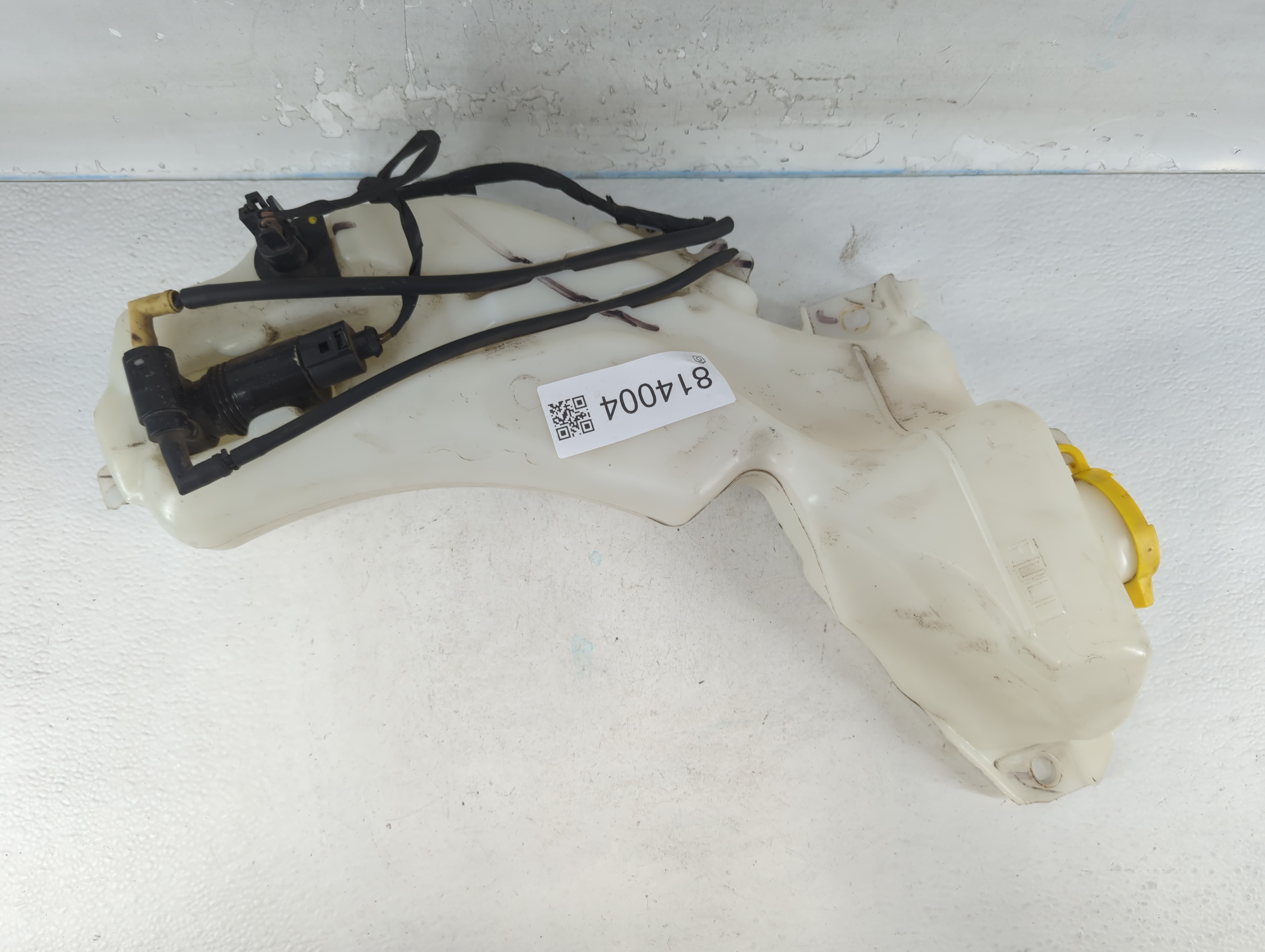 2018 Dodge Journey Windshield Washer Fluid Reservoir Bottle Oem 814004 - Oemusedautoparts1.com