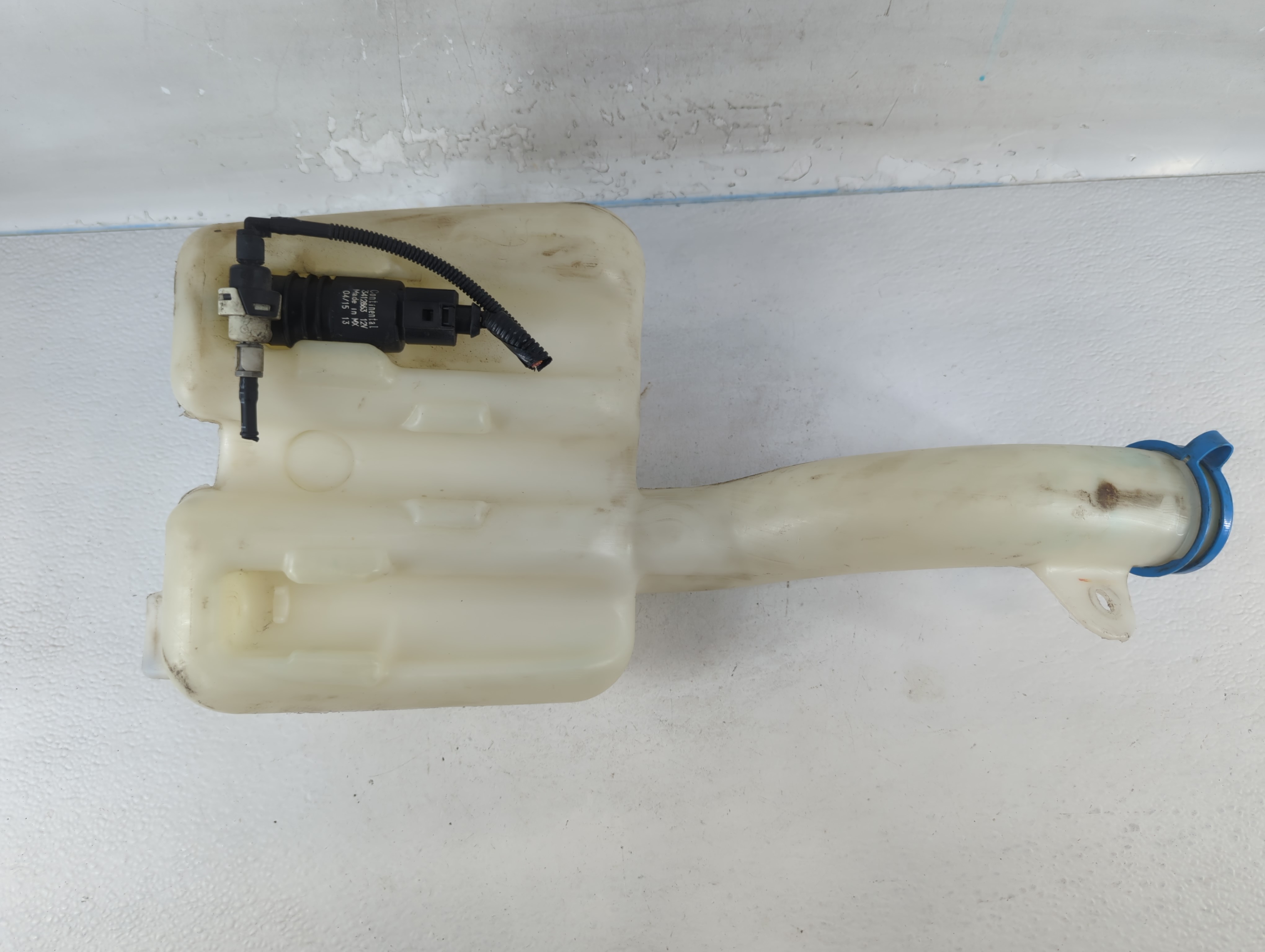 Picture of 2012-2015 Honda Pilot Windshield Washer Fluid Reservoir Bottle Oem 814008