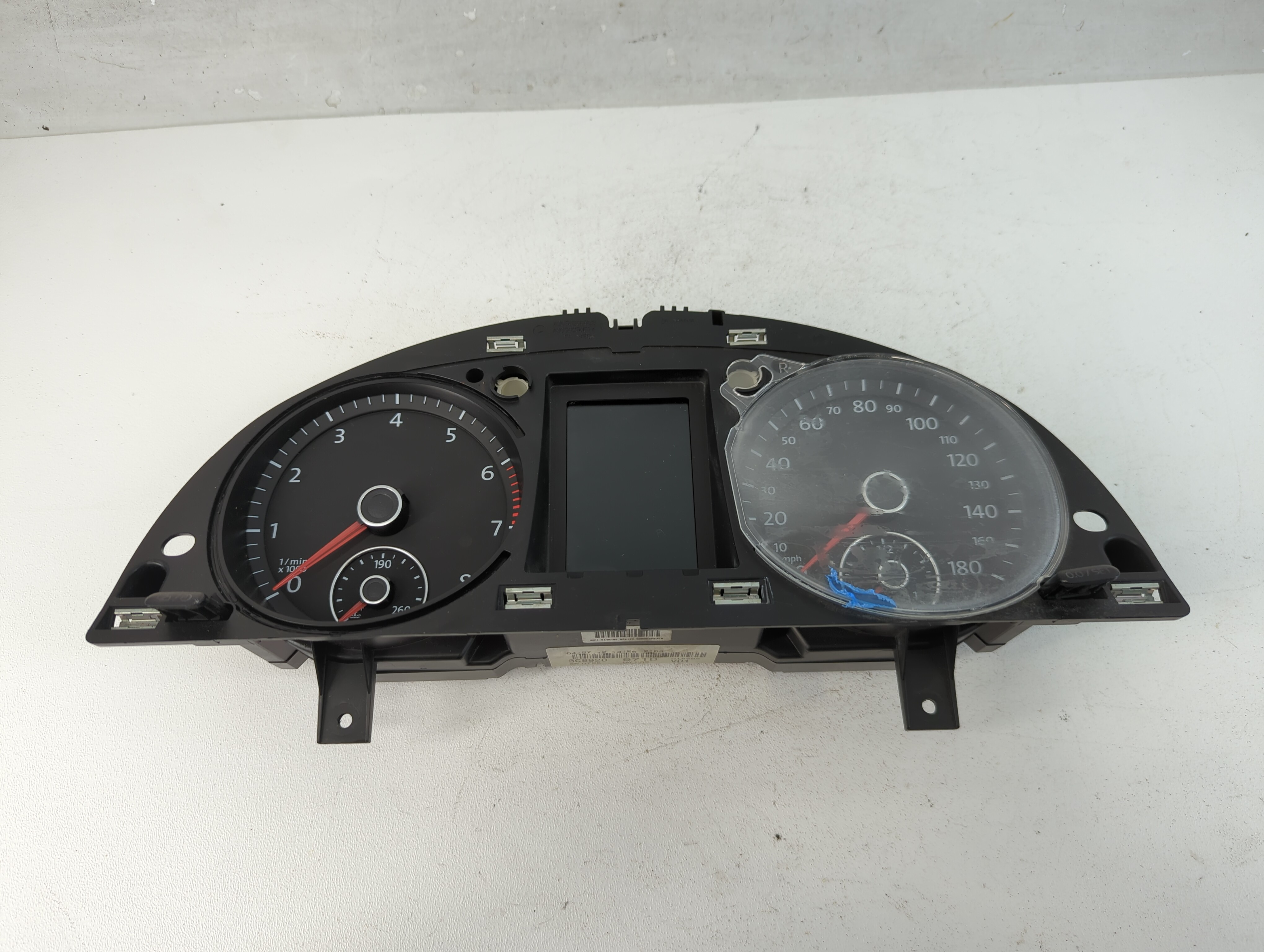Picture of 2013-2013 Volkswagen Cc Speedometer Instrument Cluster Gauges 3c8920 971b 814048