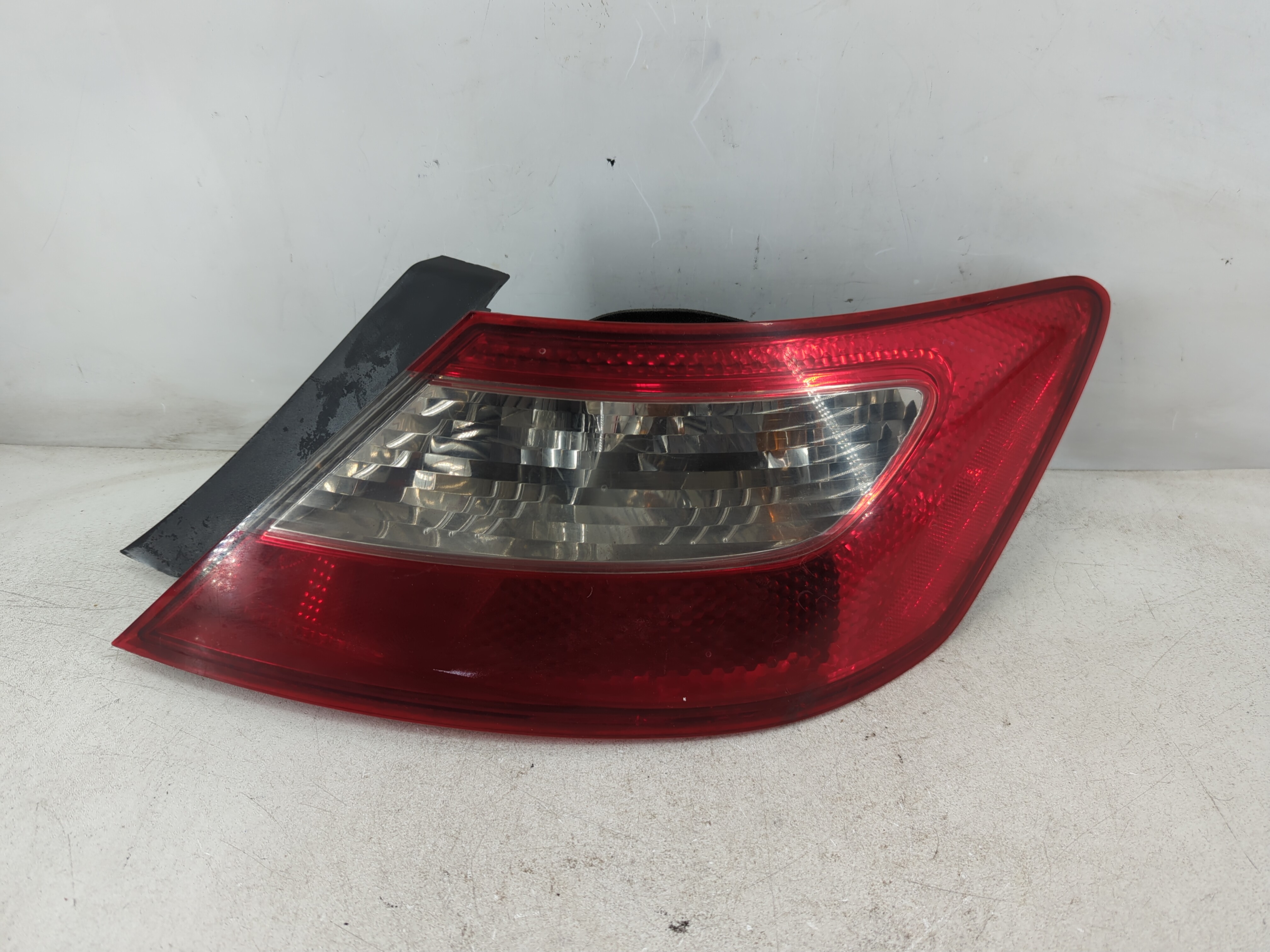 Picture of 2009-2011 Honda Civic Passenger Right Side Tail Light Taillight Oem 814139