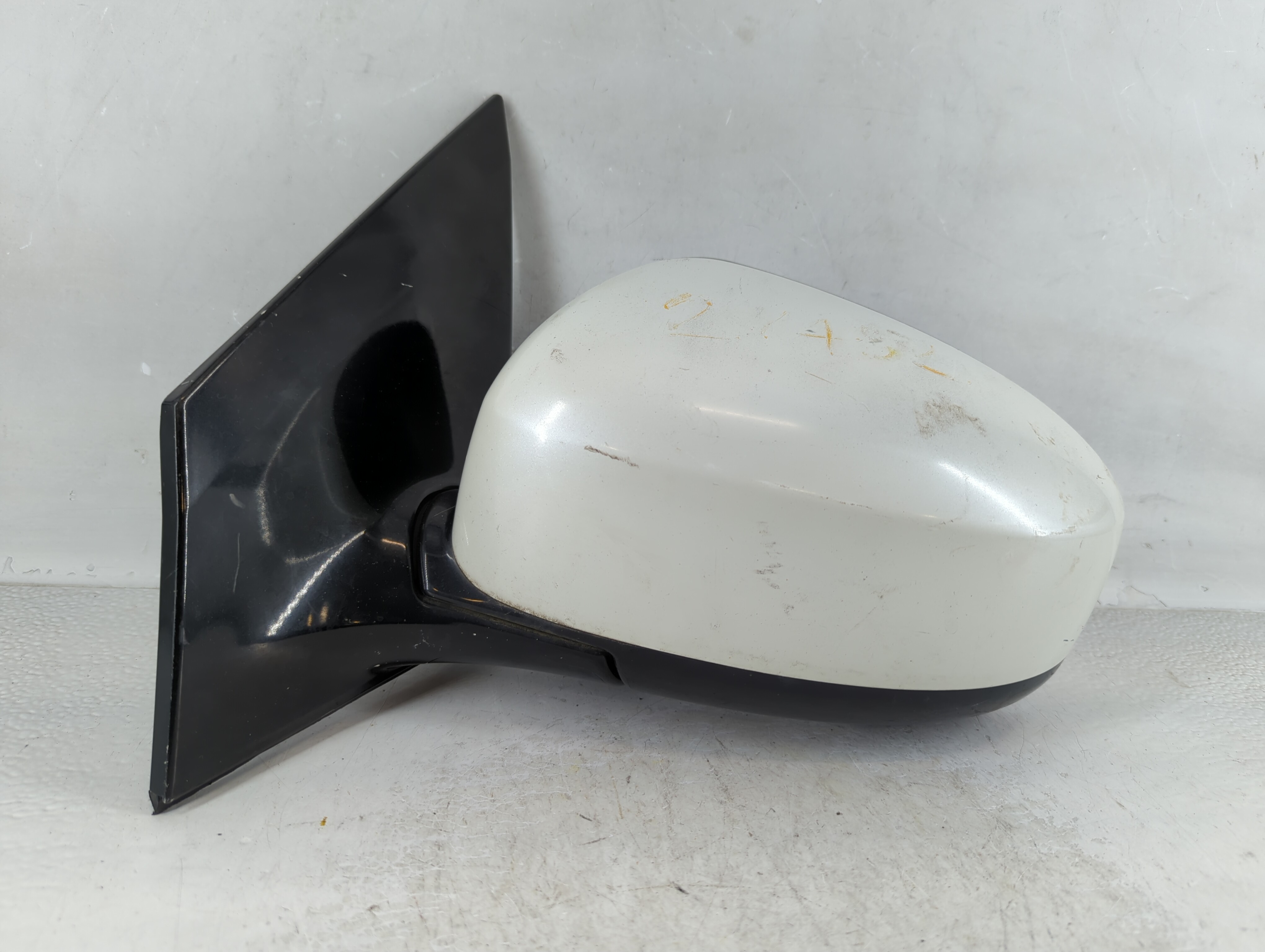 2009-2014 Nissan Murano Driver Left Side View Manual Door Mirror White 814410 - Oemusedautoparts1.com