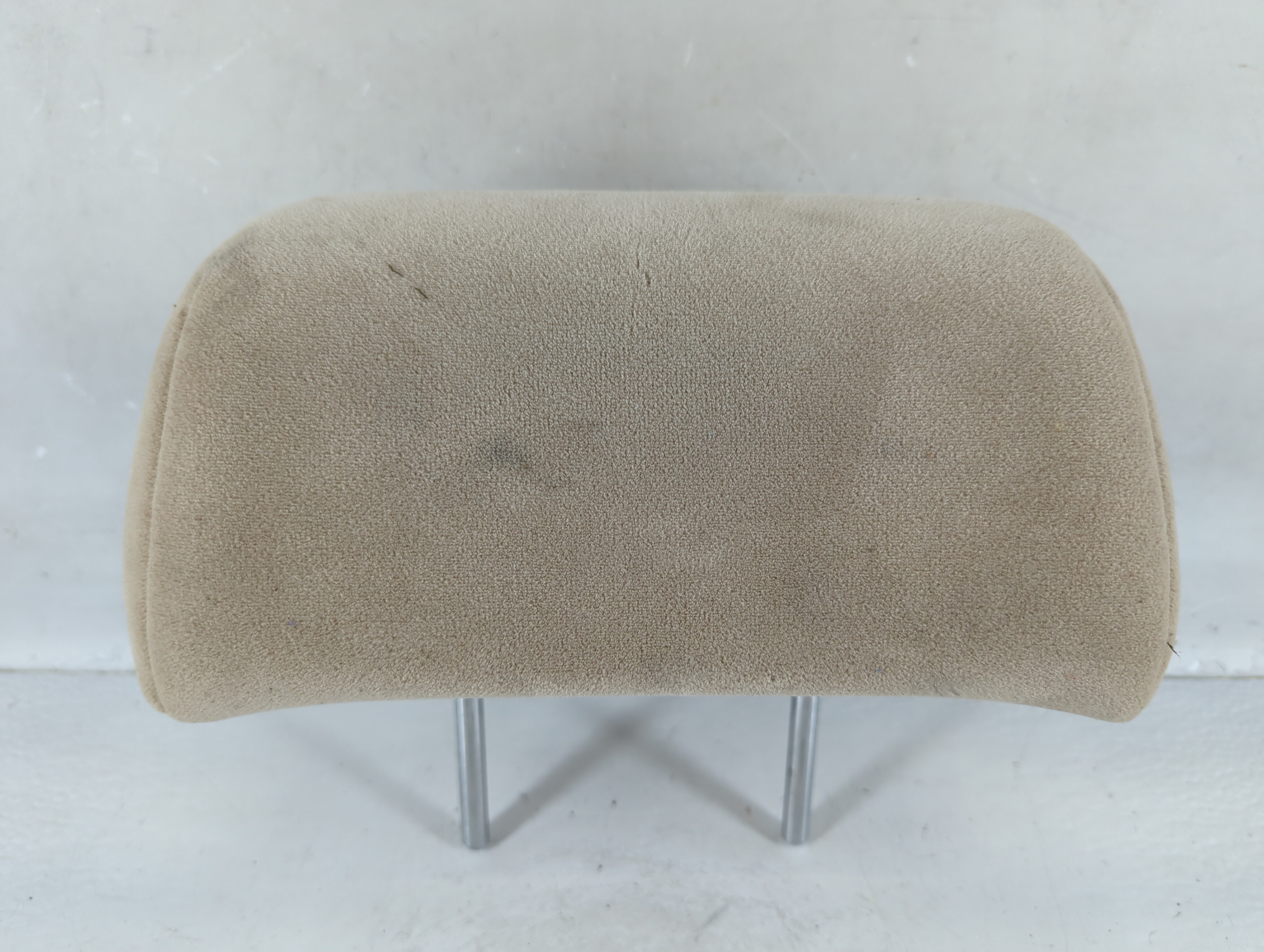 2009-2010 Kia Optima Headrest Head Rest Rear Seat Ivory 814584 - Oemusedautoparts1.com