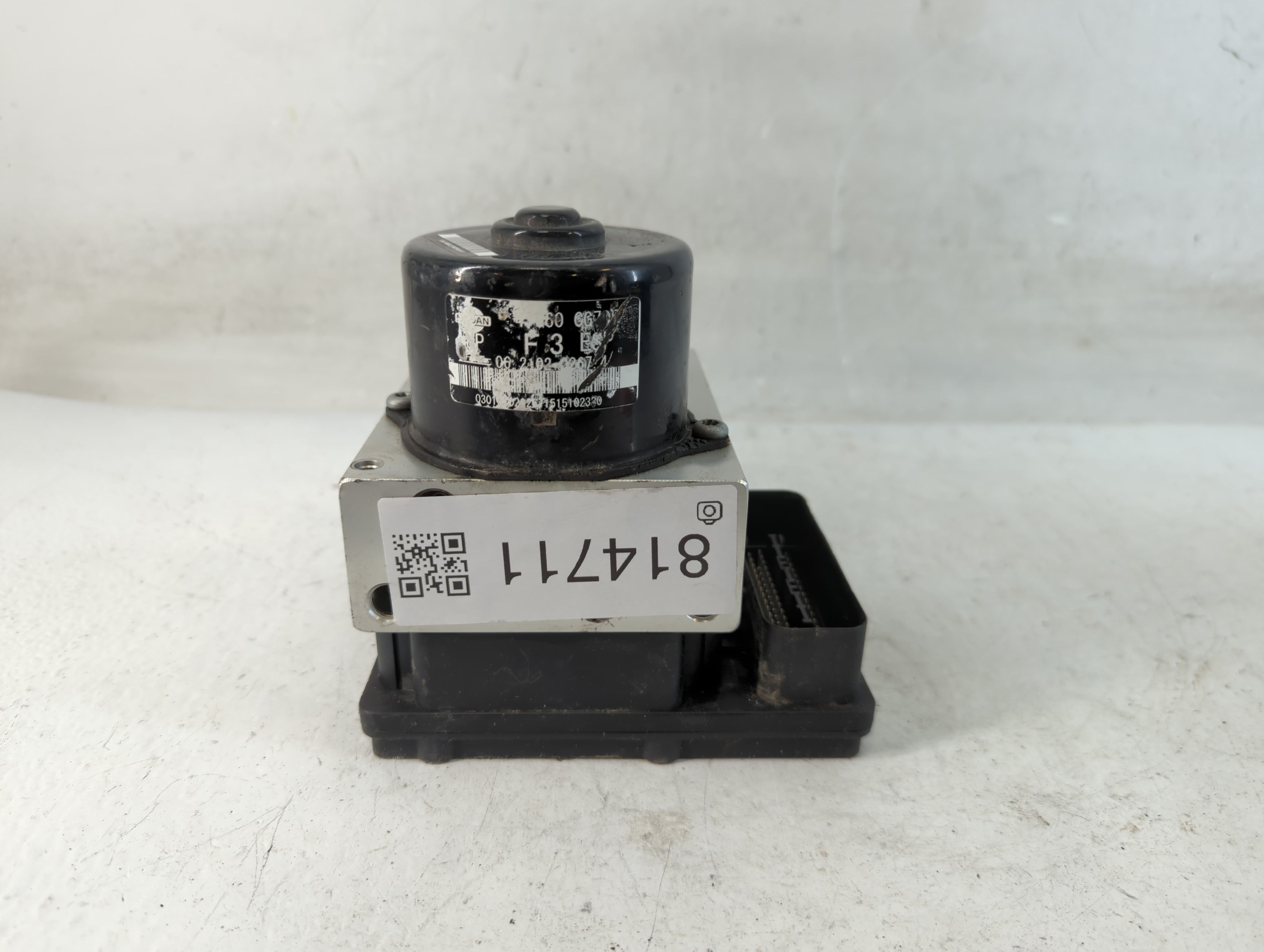 2004-2005 Infiniti Fx35 Abs Pump Control Module 814711 - Oemusedautoparts1.com