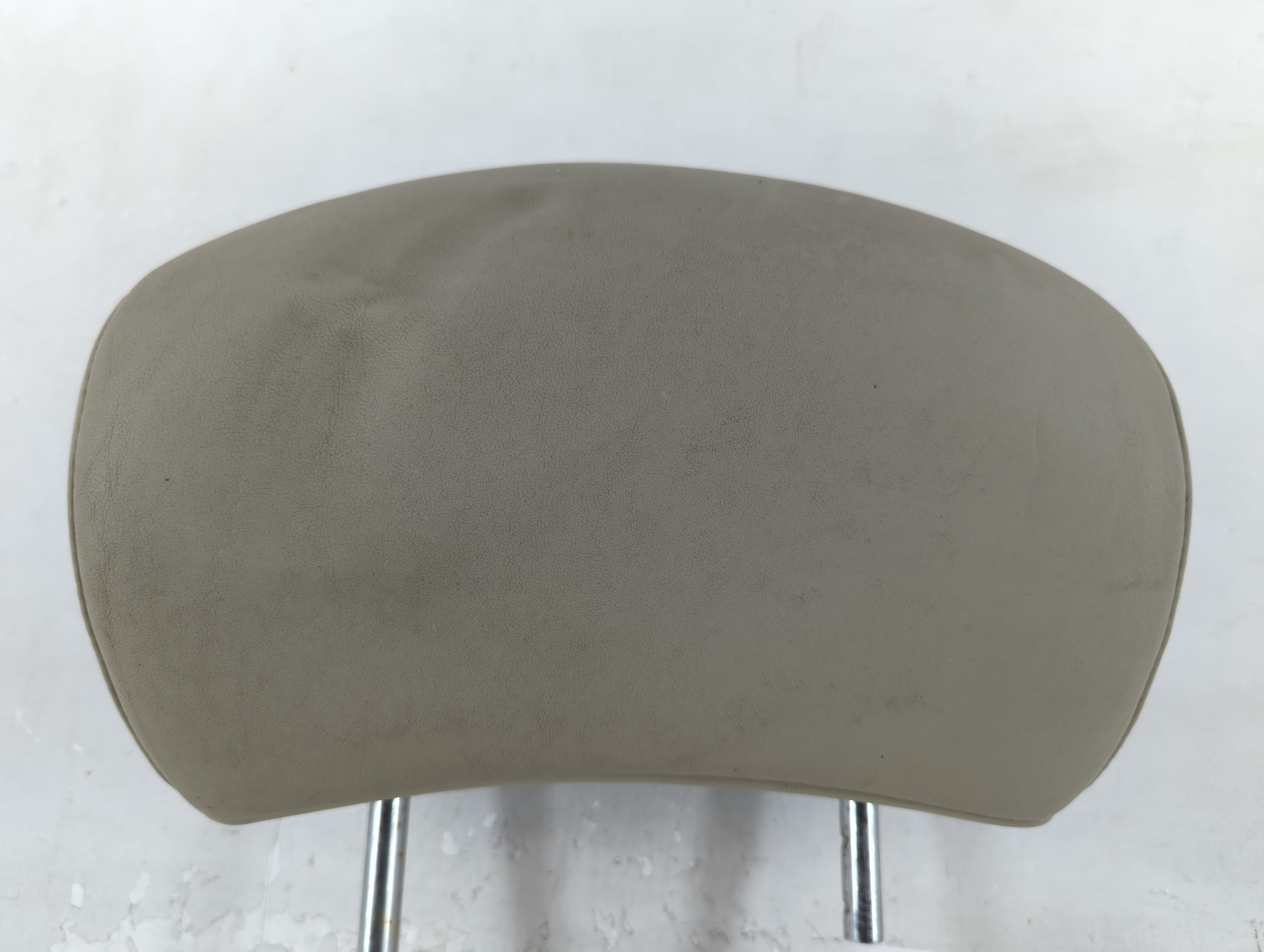 2004-2005 Infiniti Fx35 Headrest Head Rest Front Driver Passenger Seat 814724 - Oemusedautoparts1.com