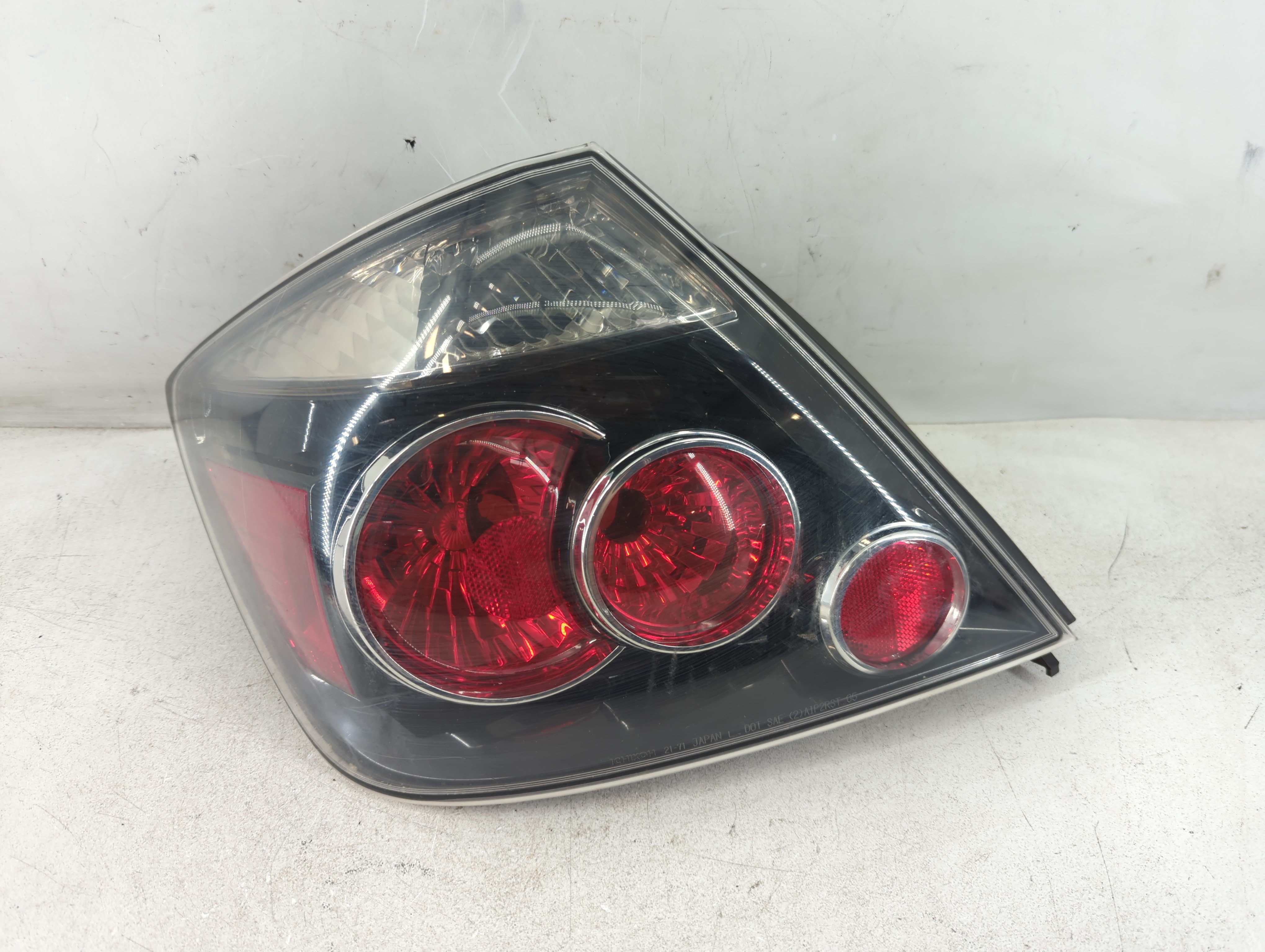 Picture of 2007-2010 Scion Tc Driver Left Side Tail Light Taillight Oem 814781