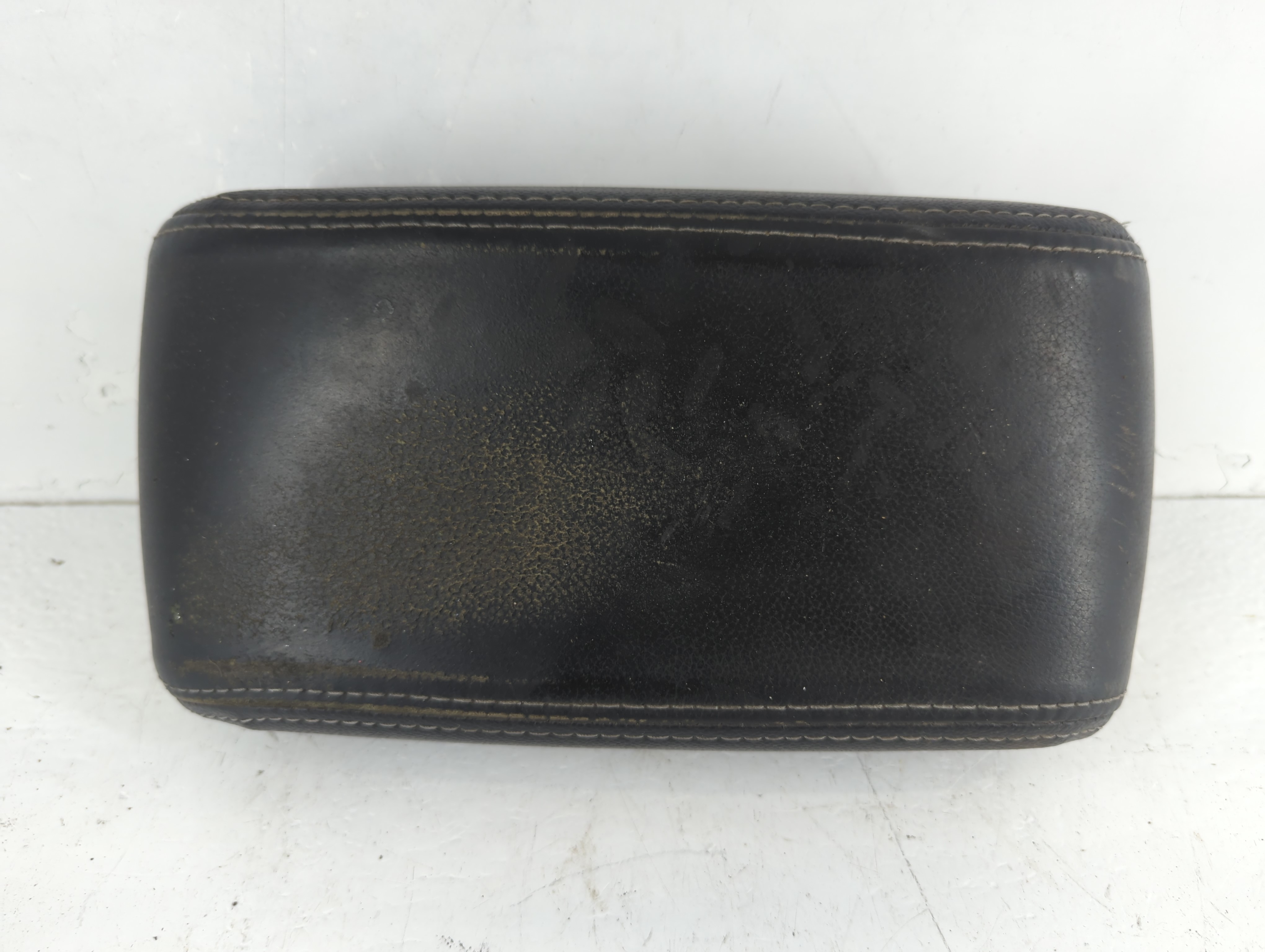 Picture of 2006-2010 Scion Tc Center Console Armrest Cover Lid Black 814784