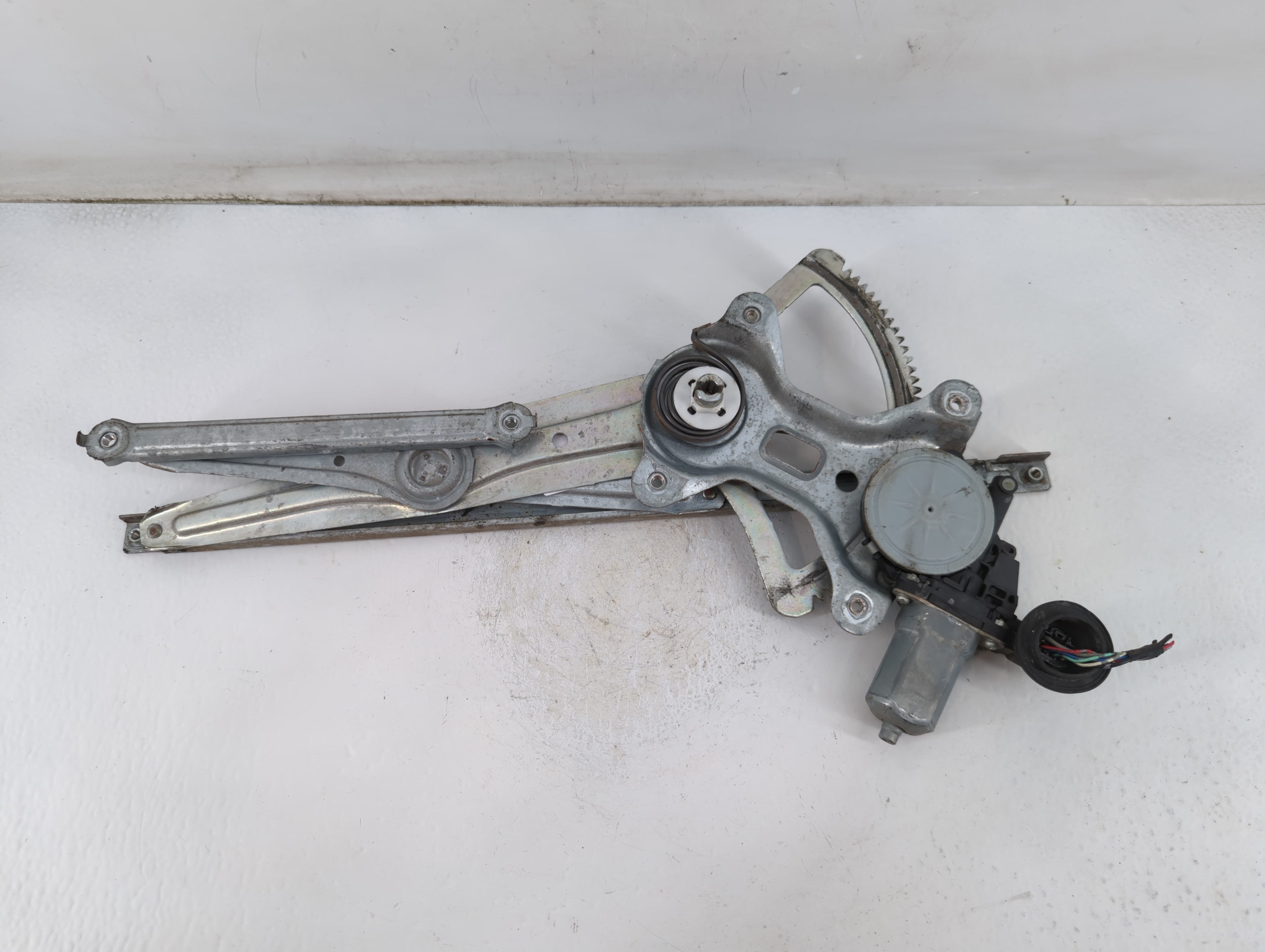 2007-2009 Lexus Rx350 Passenger Front Right Power Window Motor 814935 - Oemusedautoparts1.com