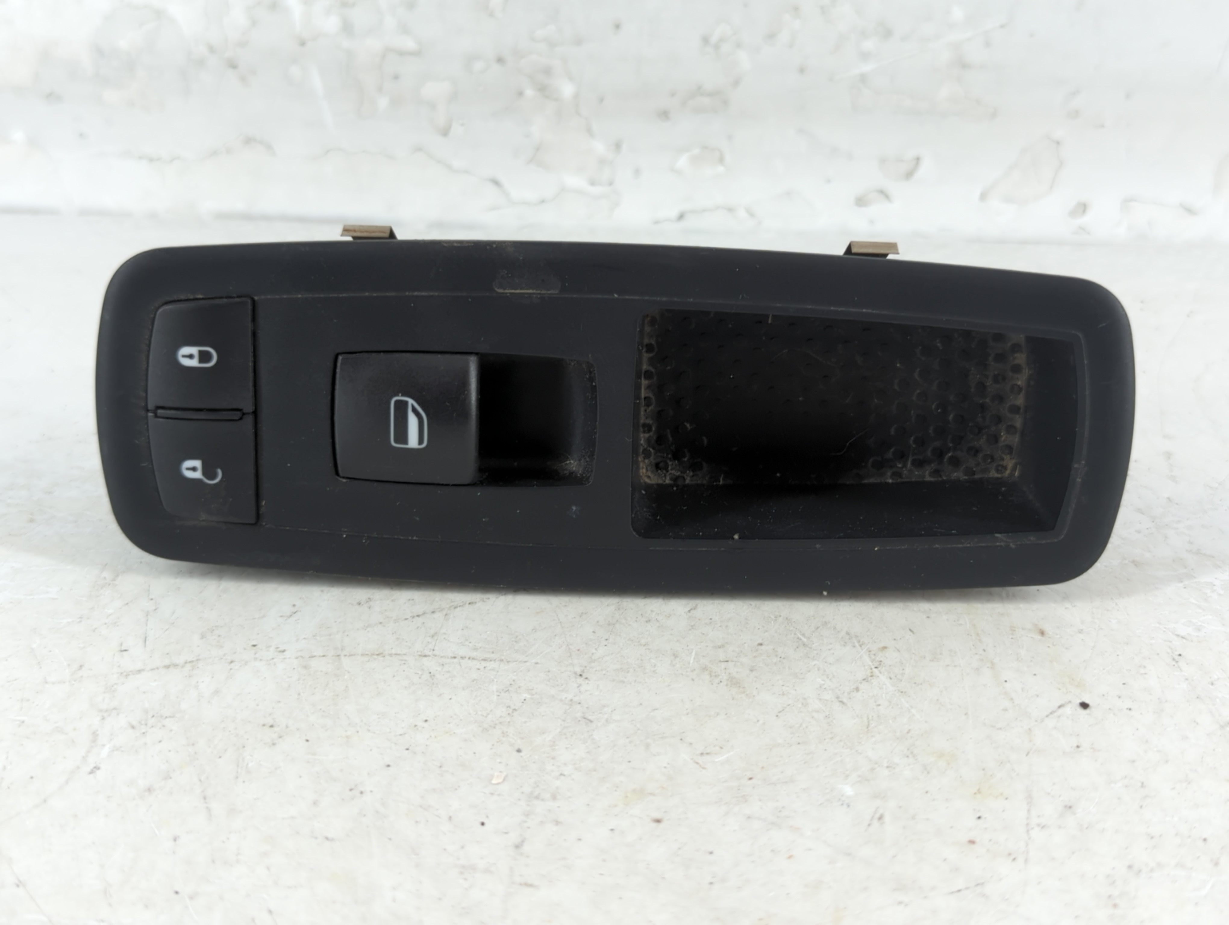 2008 Chrysler Town & Country Passenger Right Power Window Switch 815010 - Oemusedautoparts1.com
