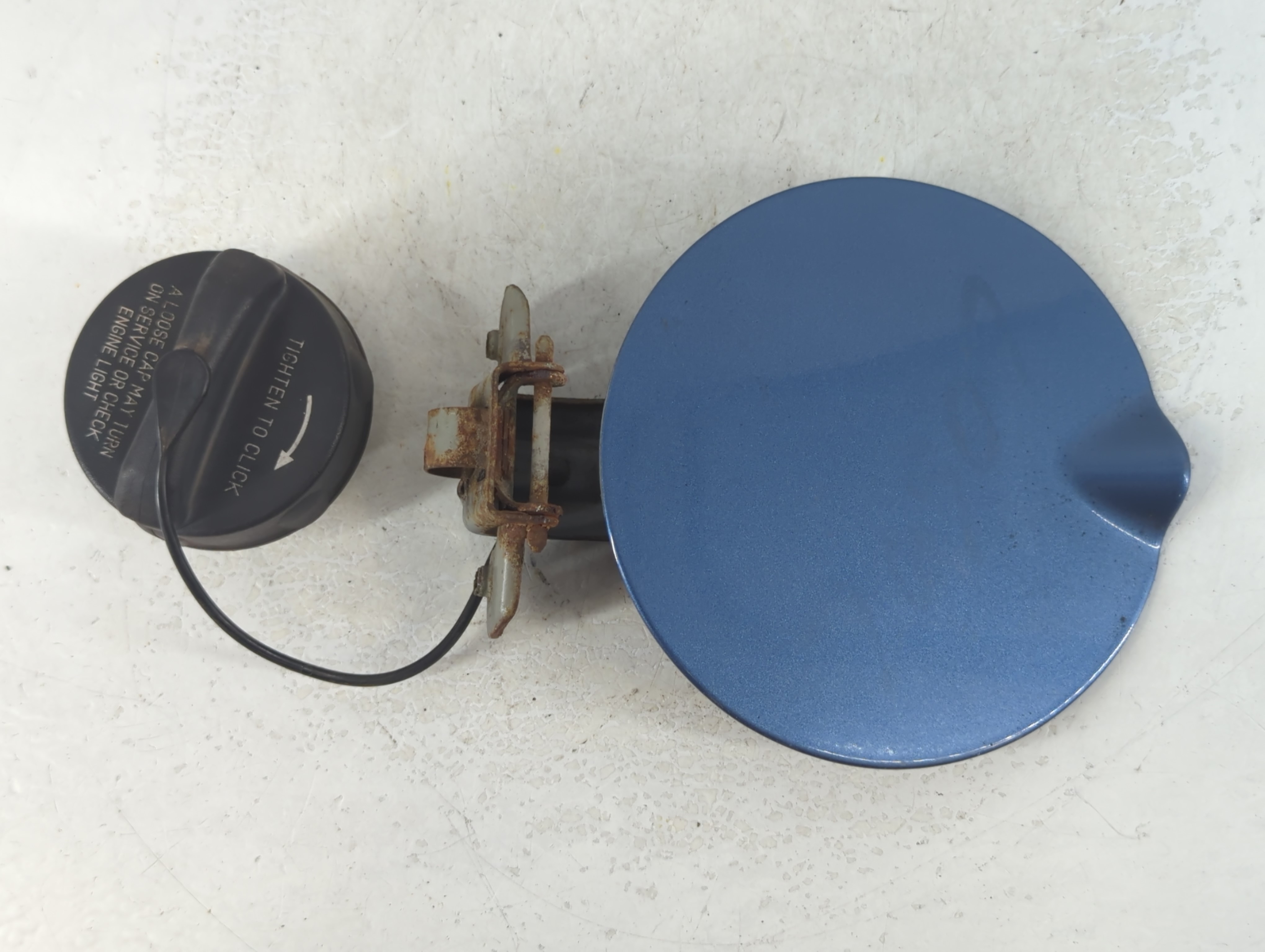 Picture of 2007 Dodge Caliber Fuel Tank Door Lid Gas Tank Blue 815105