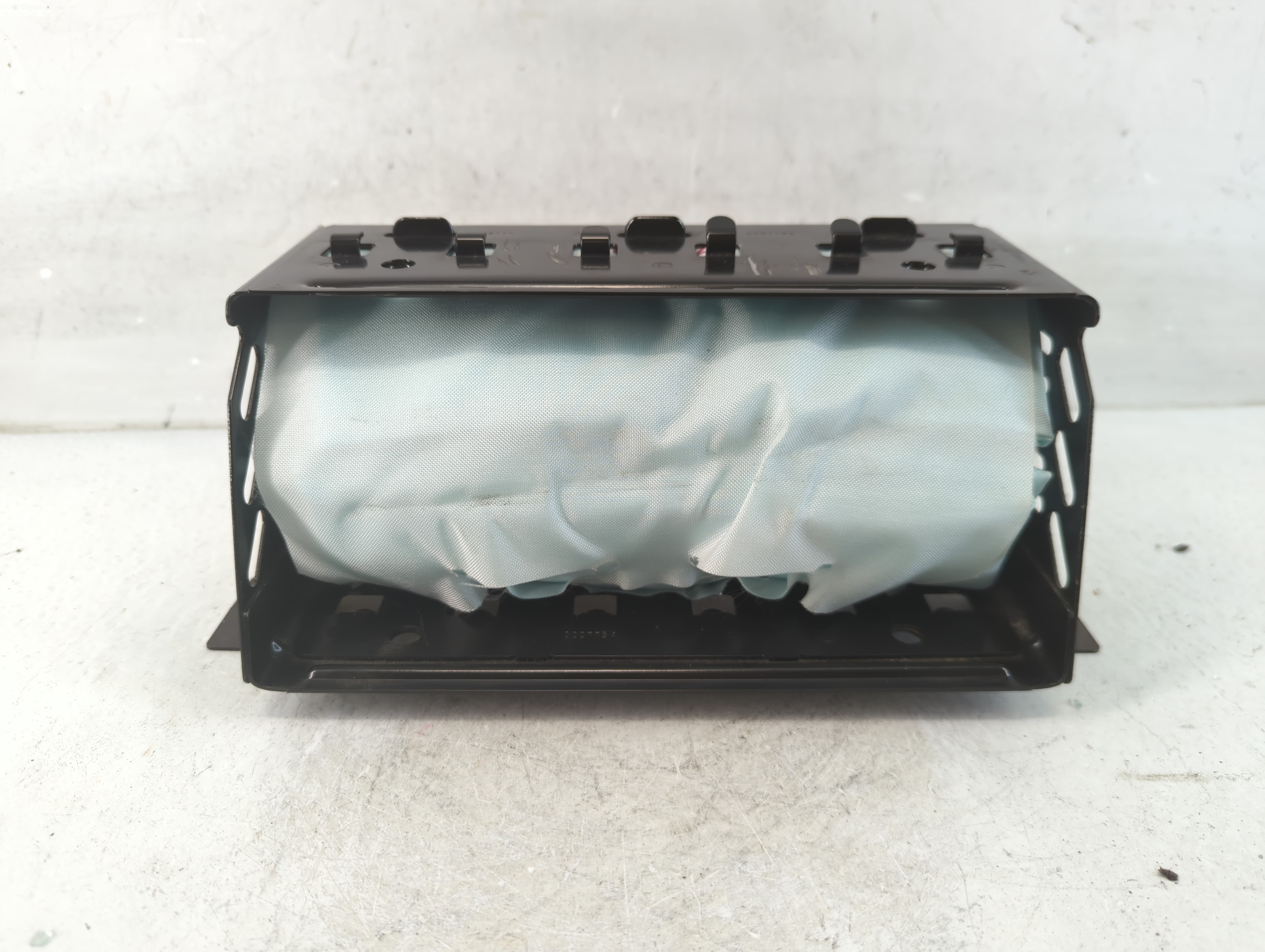 Picture of 2002-2002 Dodge Ram 1500 Air Bag Passenger Right Dashboard Oem 815202