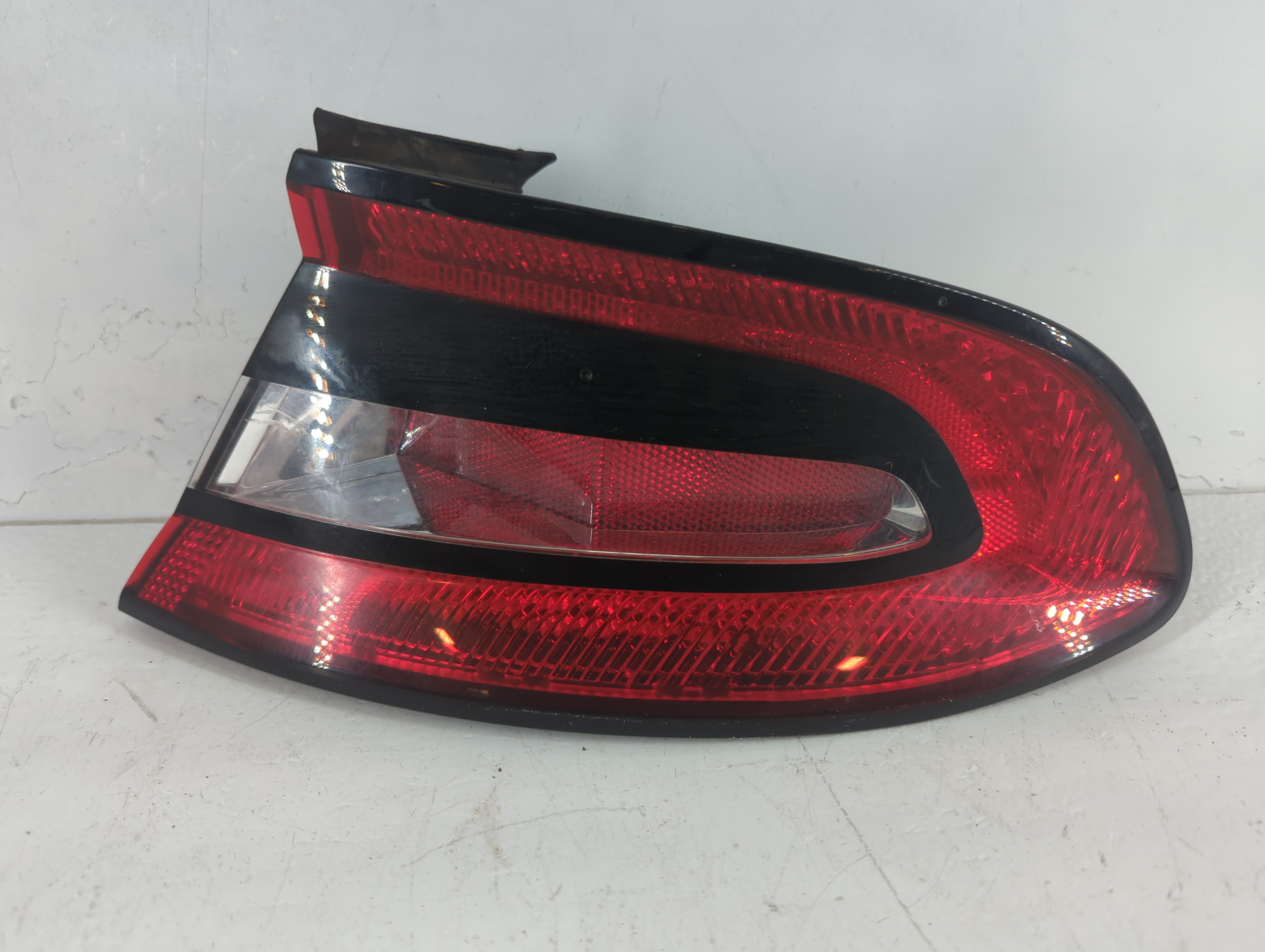 Picture of 2015 Dodge Dart Passenger Right Side Tail Light Taillight Oem 815421
