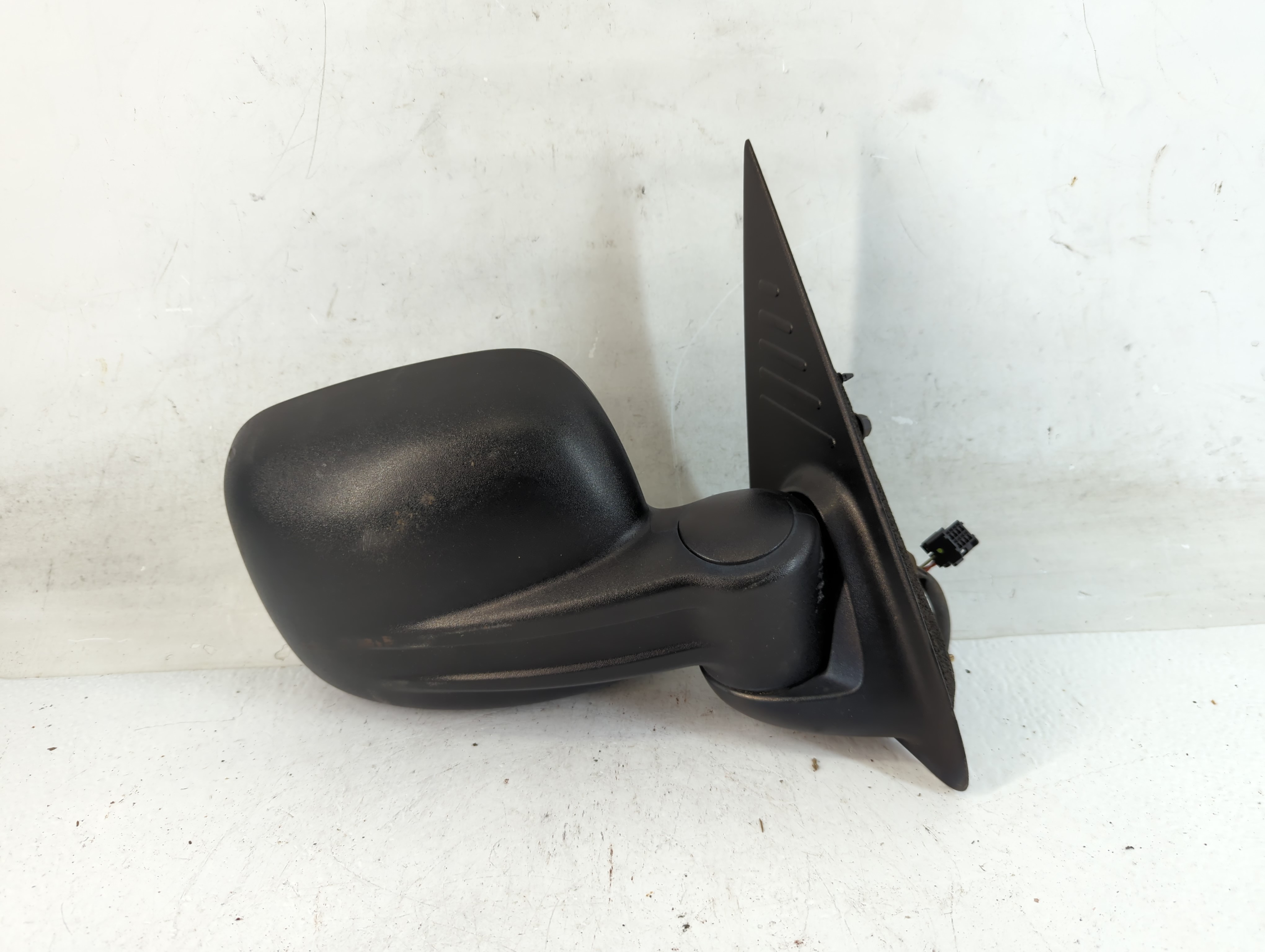 Picture of 2002-2007 Jeep Liberty Passenger Right Side View Manual Door Mirror Black 815626
