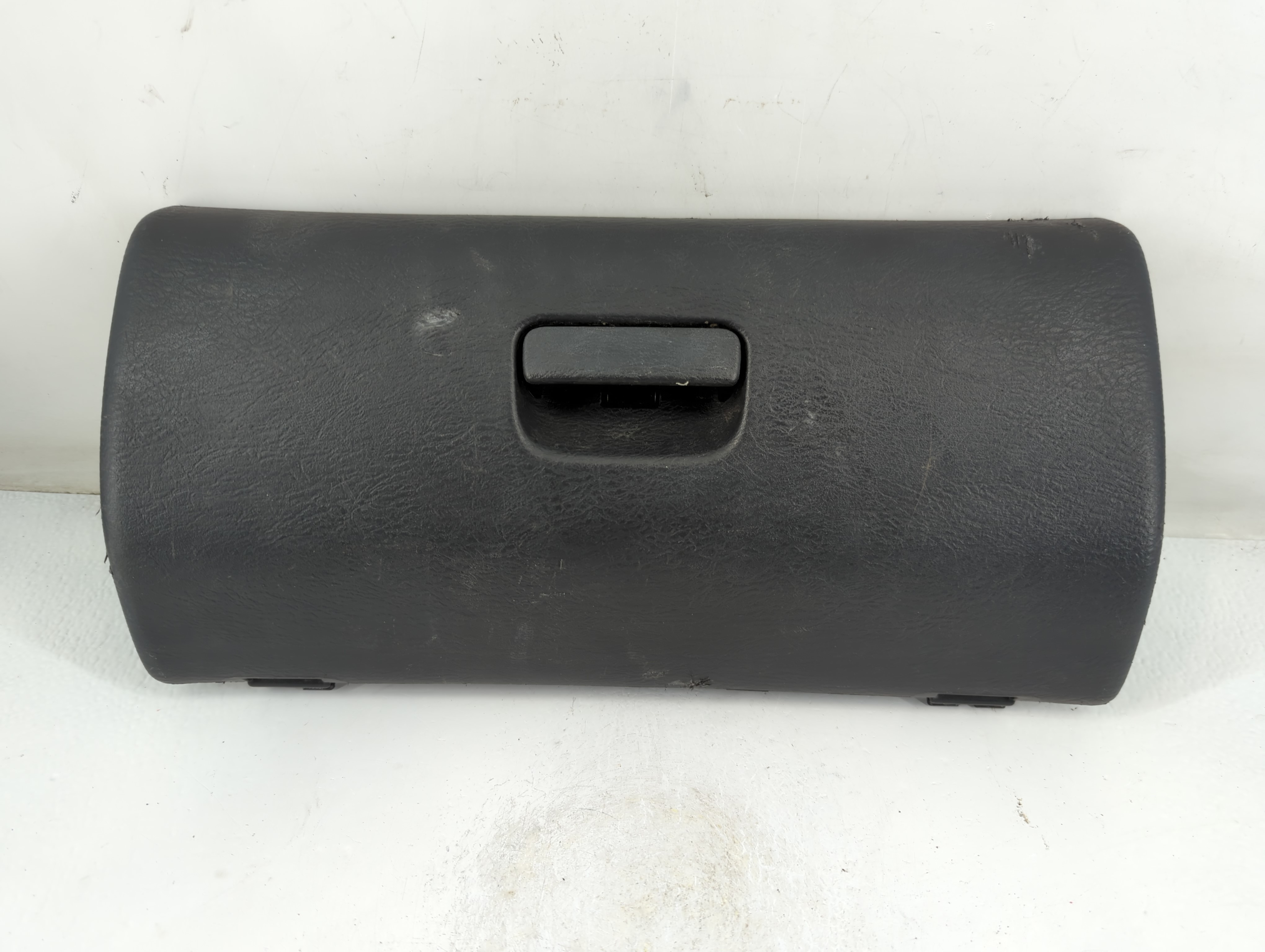 Picture of 2004 Jeep Liberty Passenger Glove Box Door Storage Compartment 815675