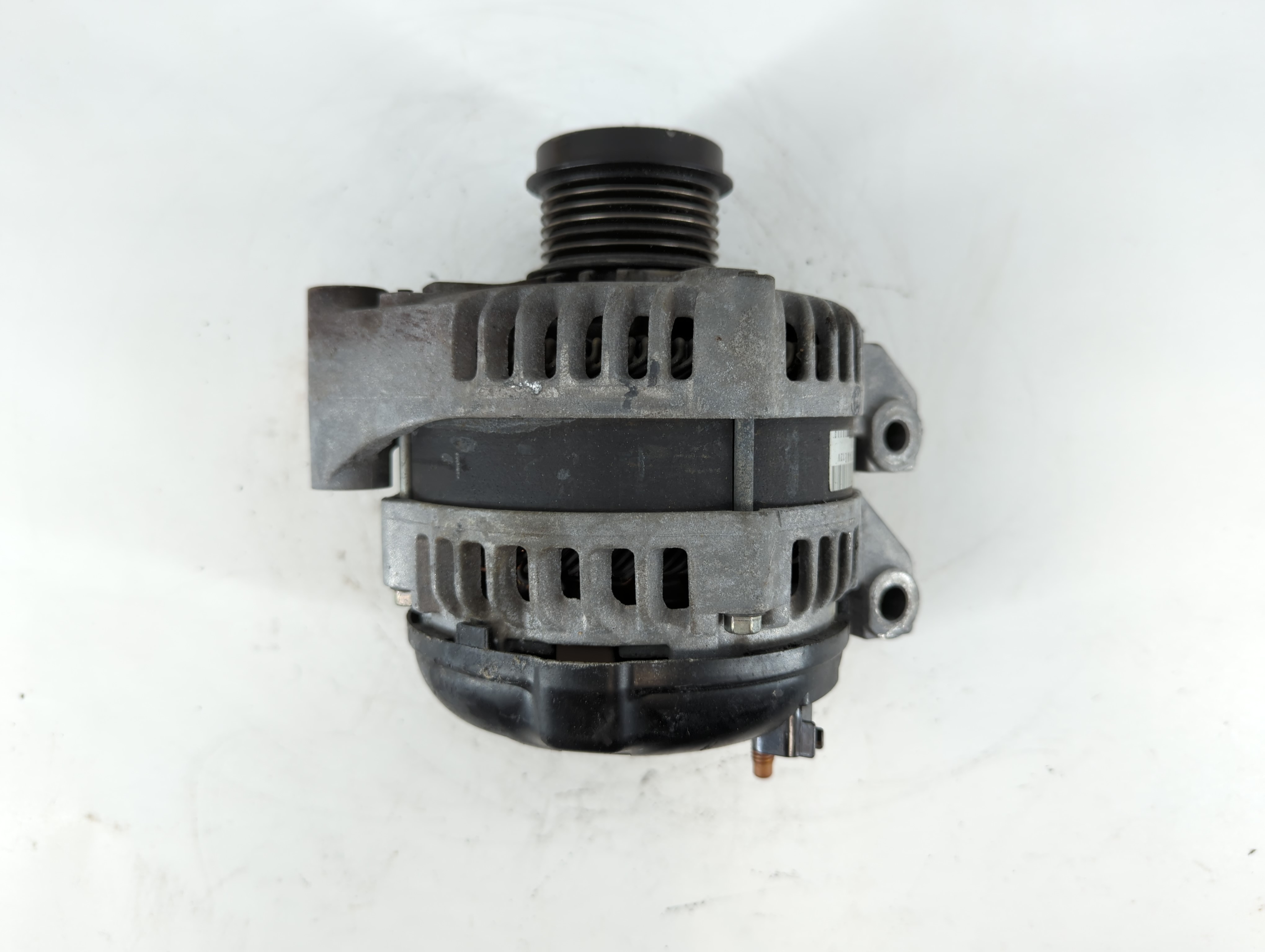 Picture of Dodge Caravan Alternator Generator Charging Assembly Engine Oem 815844