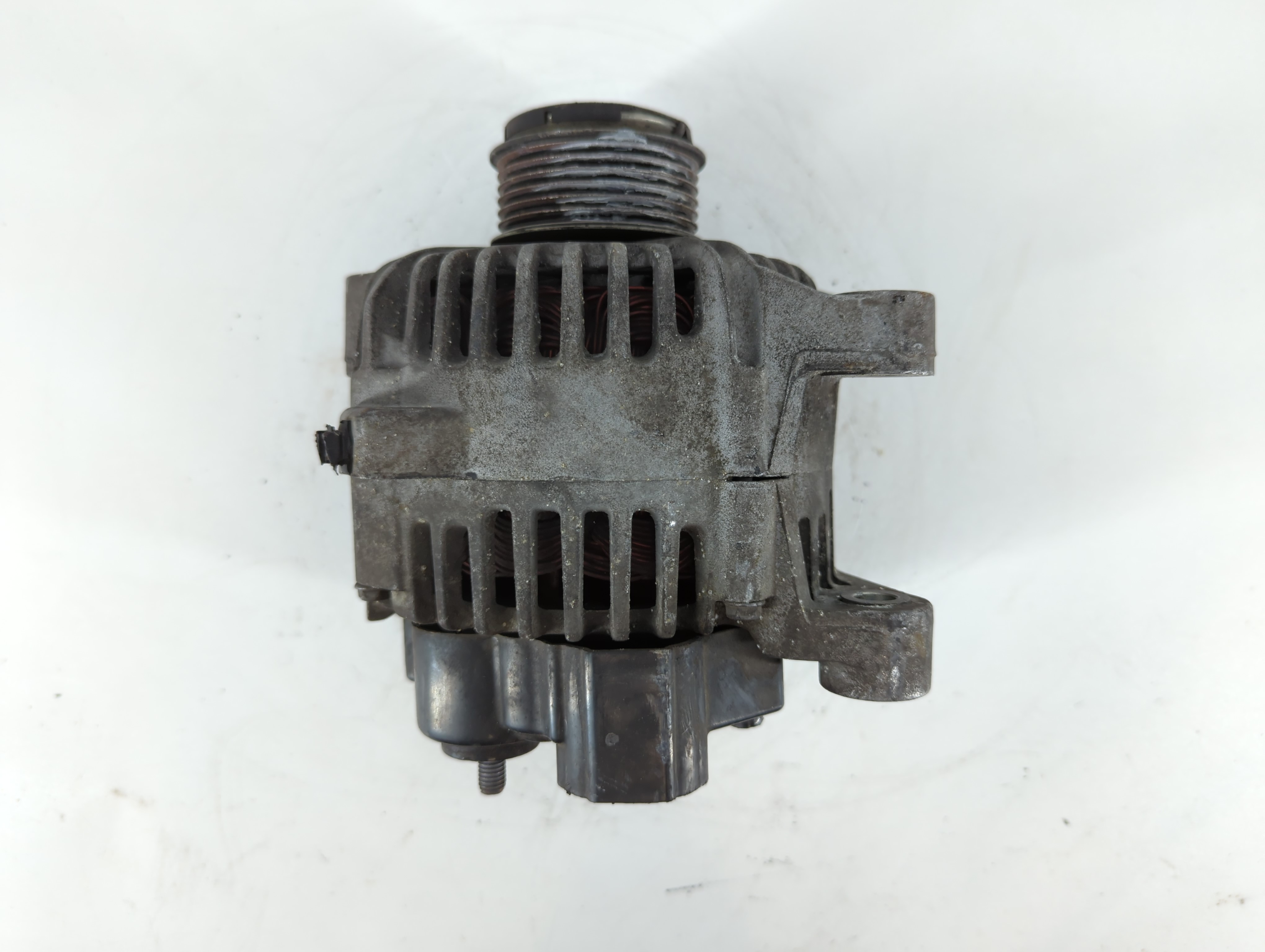 Picture of 2010 Hyundai Tucson Alternator Generator Charging Assembly Engine Oem 815906