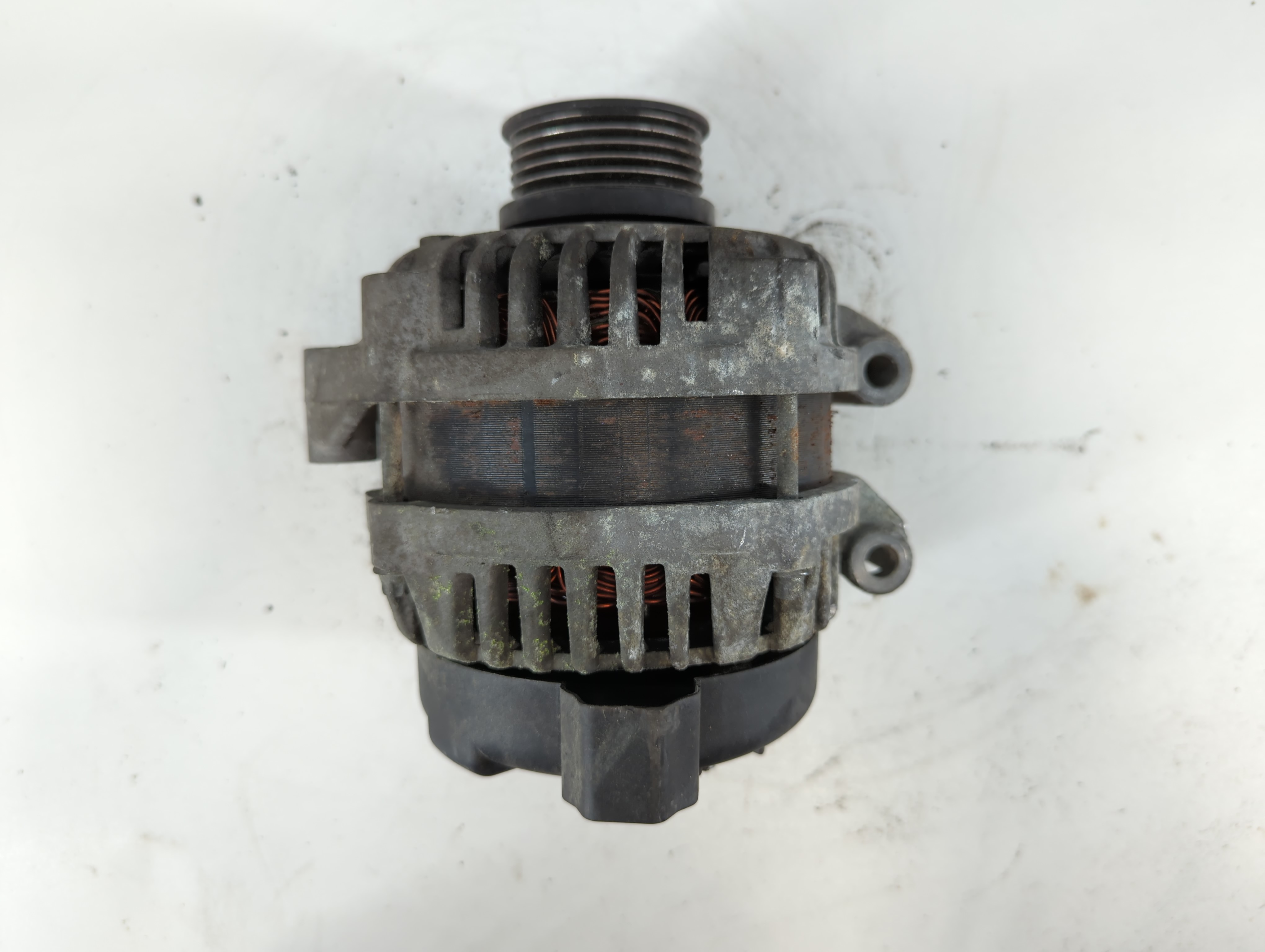 Picture of 2014 Chevrolet Spark Alternator Generator Charging Assembly Engine Oem 815911