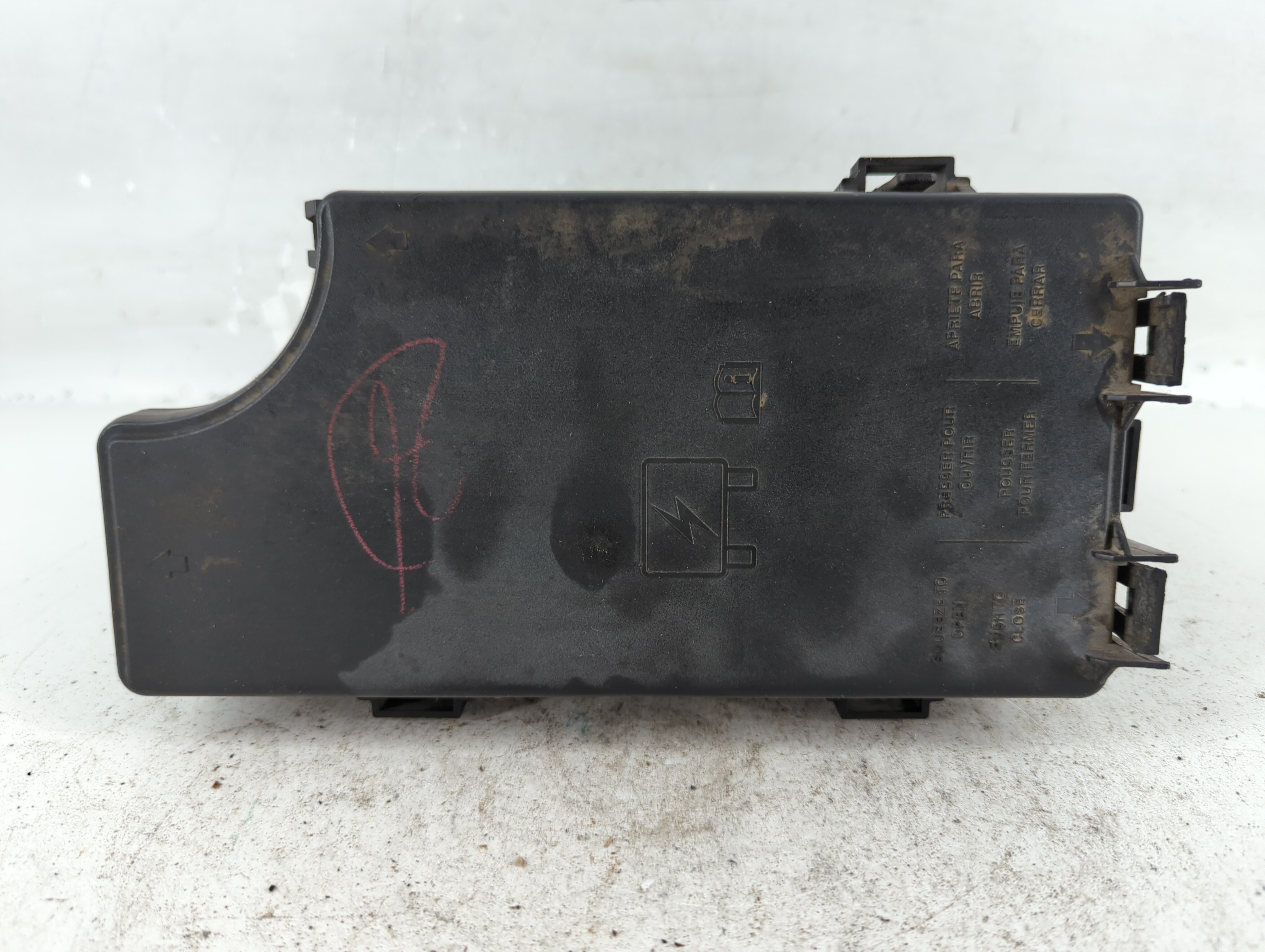 2011-2014 Chrysler 200 Fusebox Fuse Box Relay Module Tipm P04692346ac 816077 - Oemusedautoparts1.com