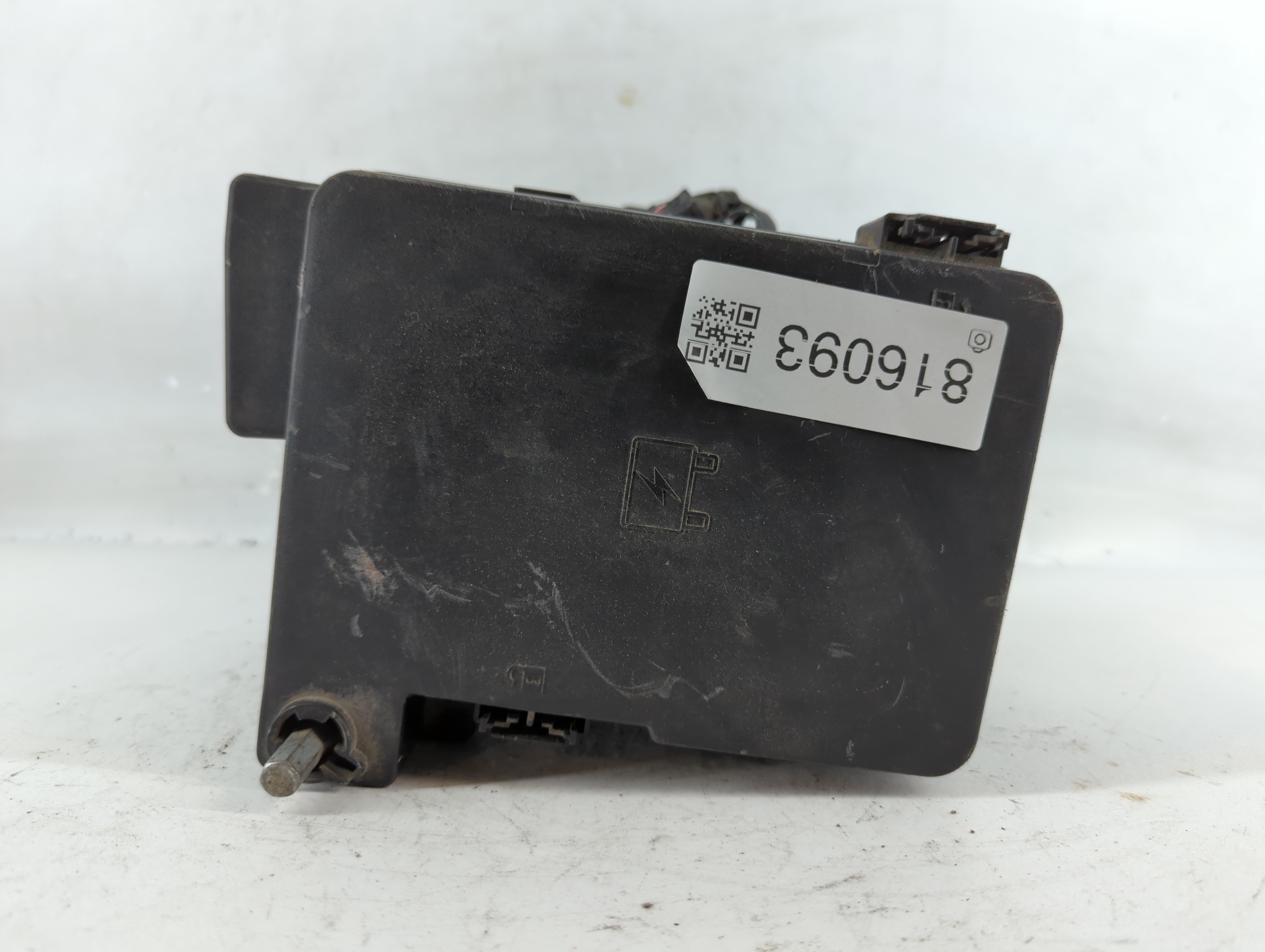 Picture of 2013-2015 Gmc Terrain Fusebox Fuse Box Relay Module 22929763 01 816093