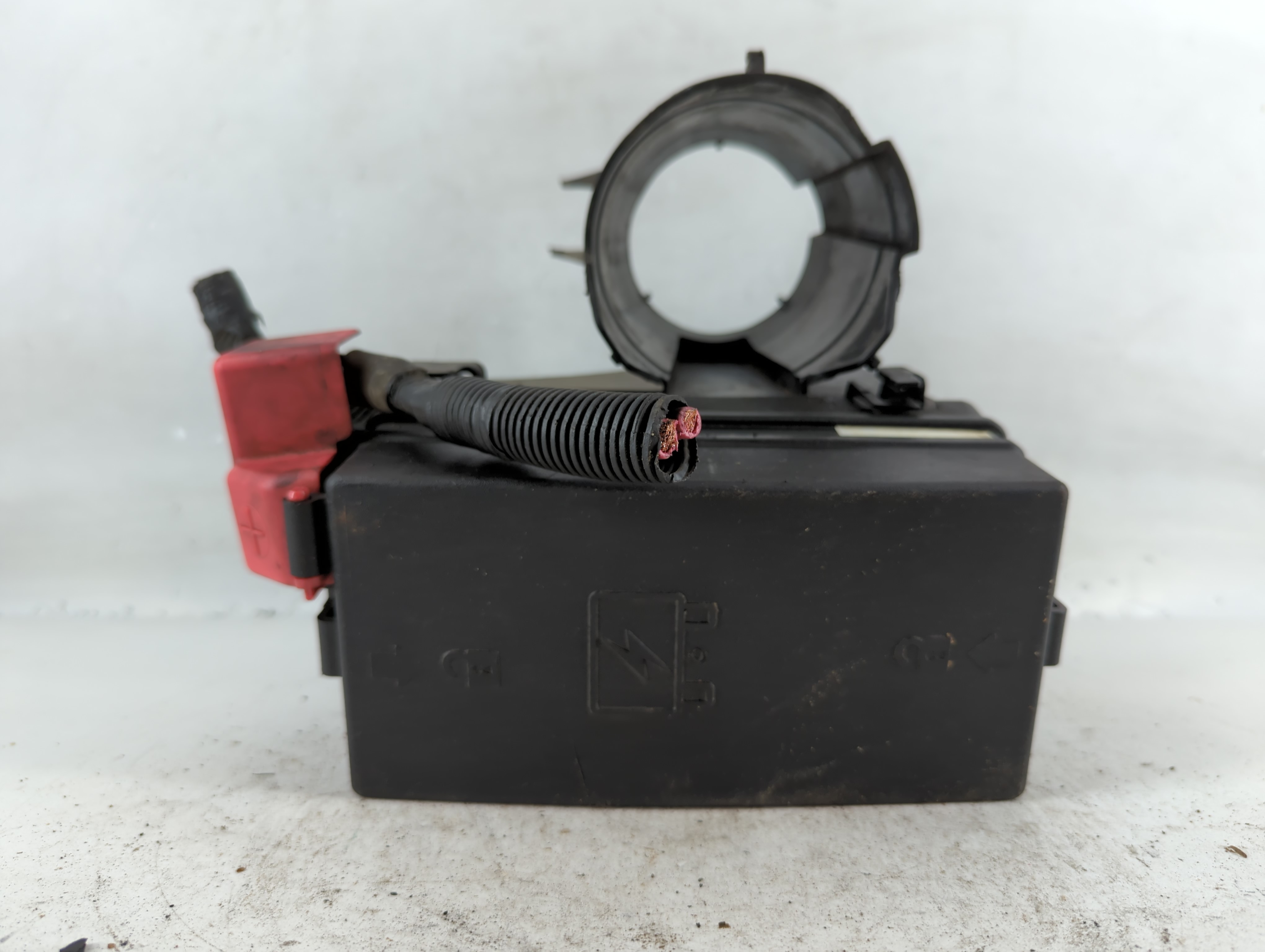 2004-2005 Cadillac Deville Fusebox Fuse Box Relay Module 15460301 816140 - Oemusedautoparts1.com