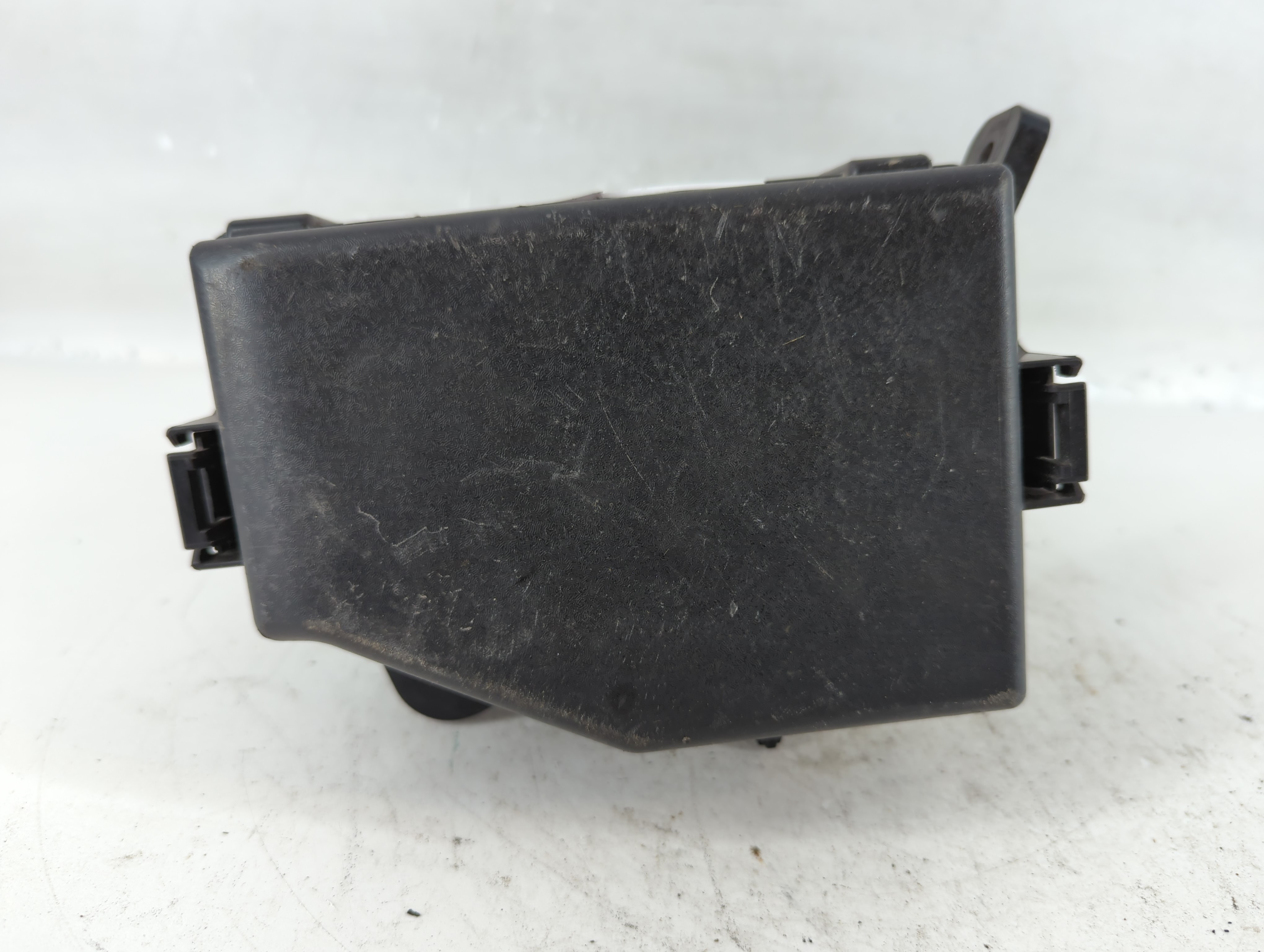 2012-2013 Hyundai Accent Fusebox Fuse Box Relay Module 91221-1r712 816141 - Oemusedautoparts1.com