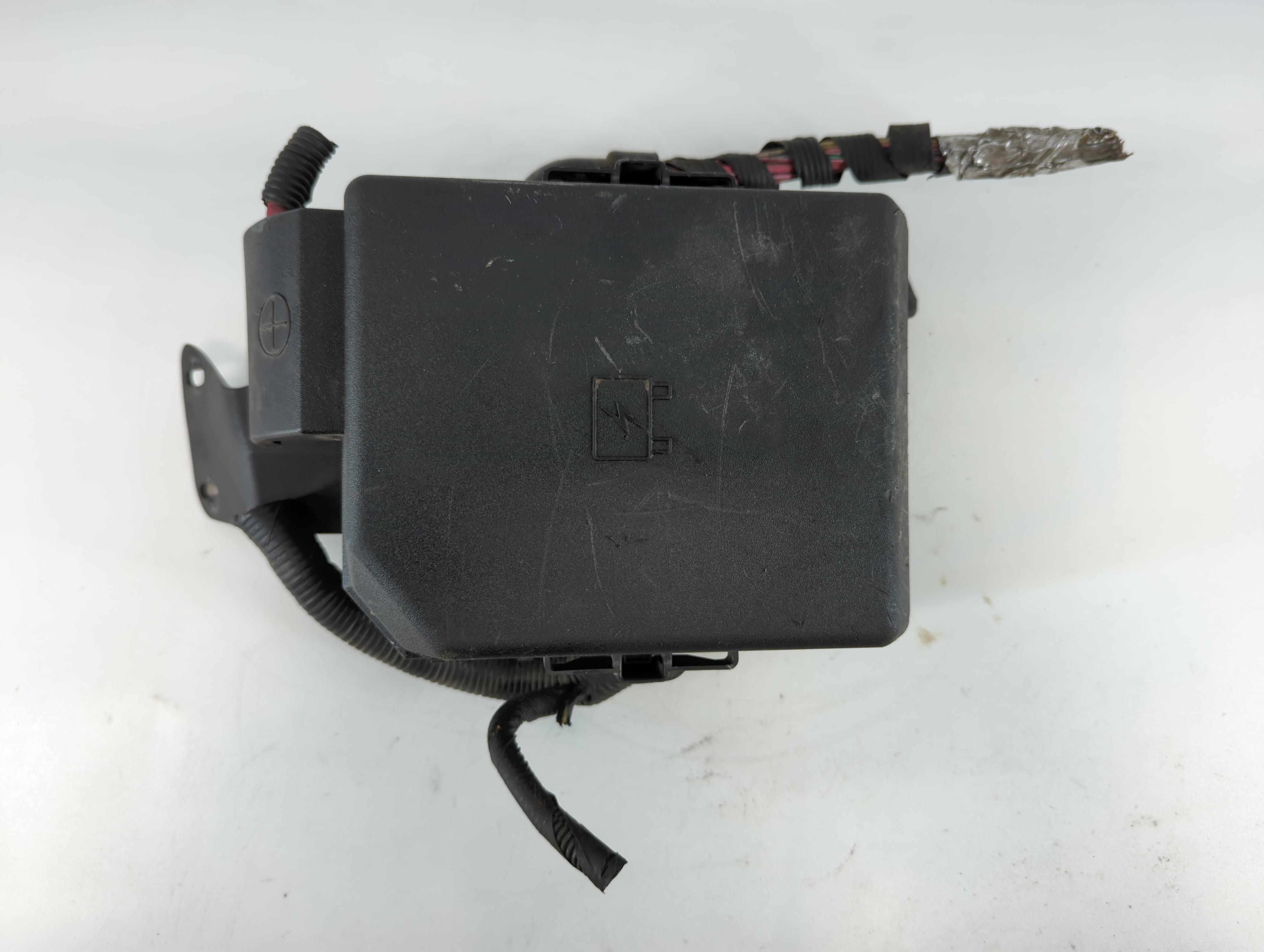 2008-2011 Chevrolet Impala Fusebox Fuse Box Relay Module 13574057-03 816157 - Oemusedautoparts1.com