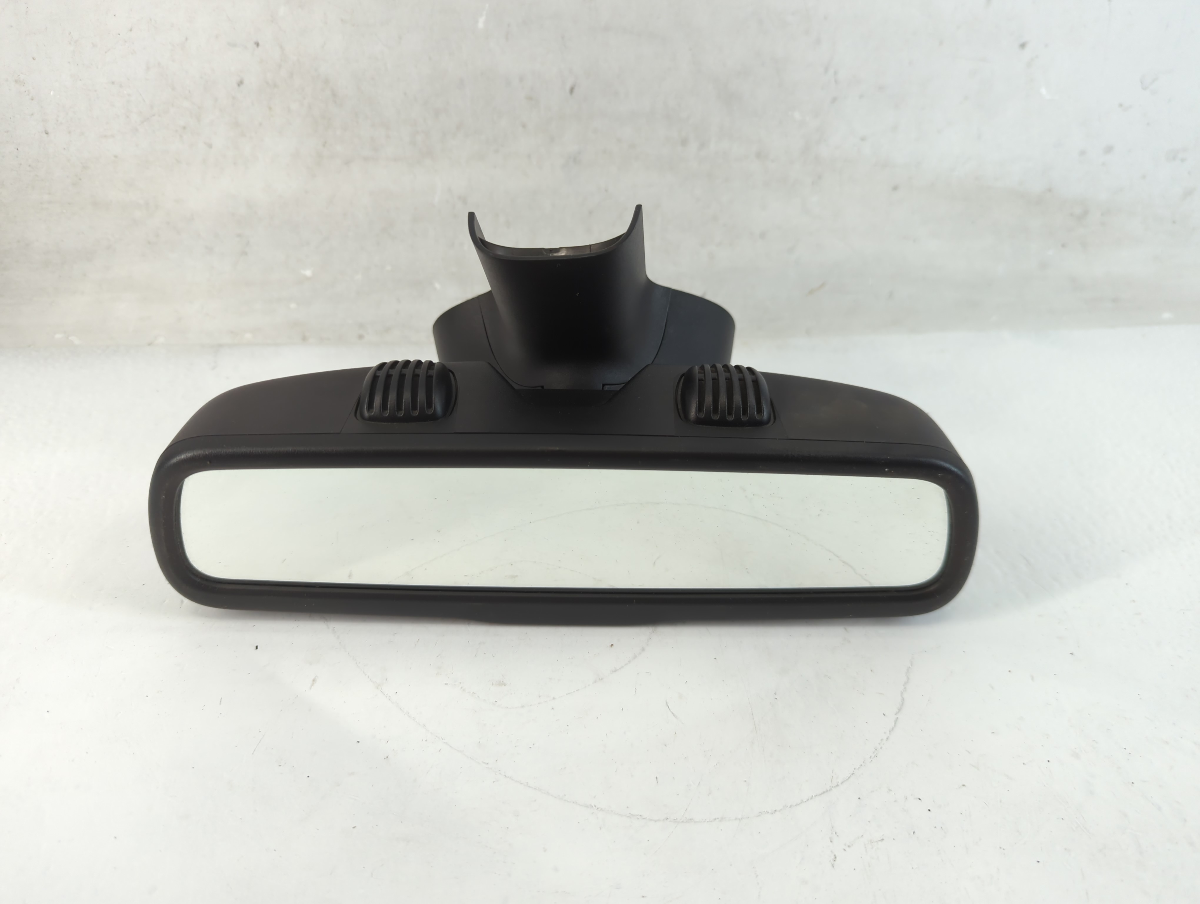2014-2017 Jeep Cherokee Interior Rear View Mirror Oem 816241 - Oemusedautoparts1.com